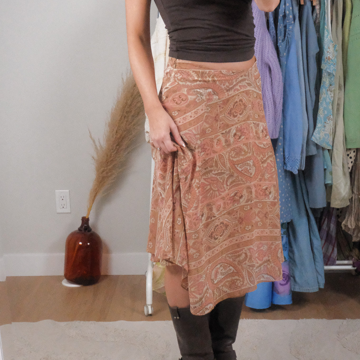 Vintage x Patterned Midi Skirt (12/14)