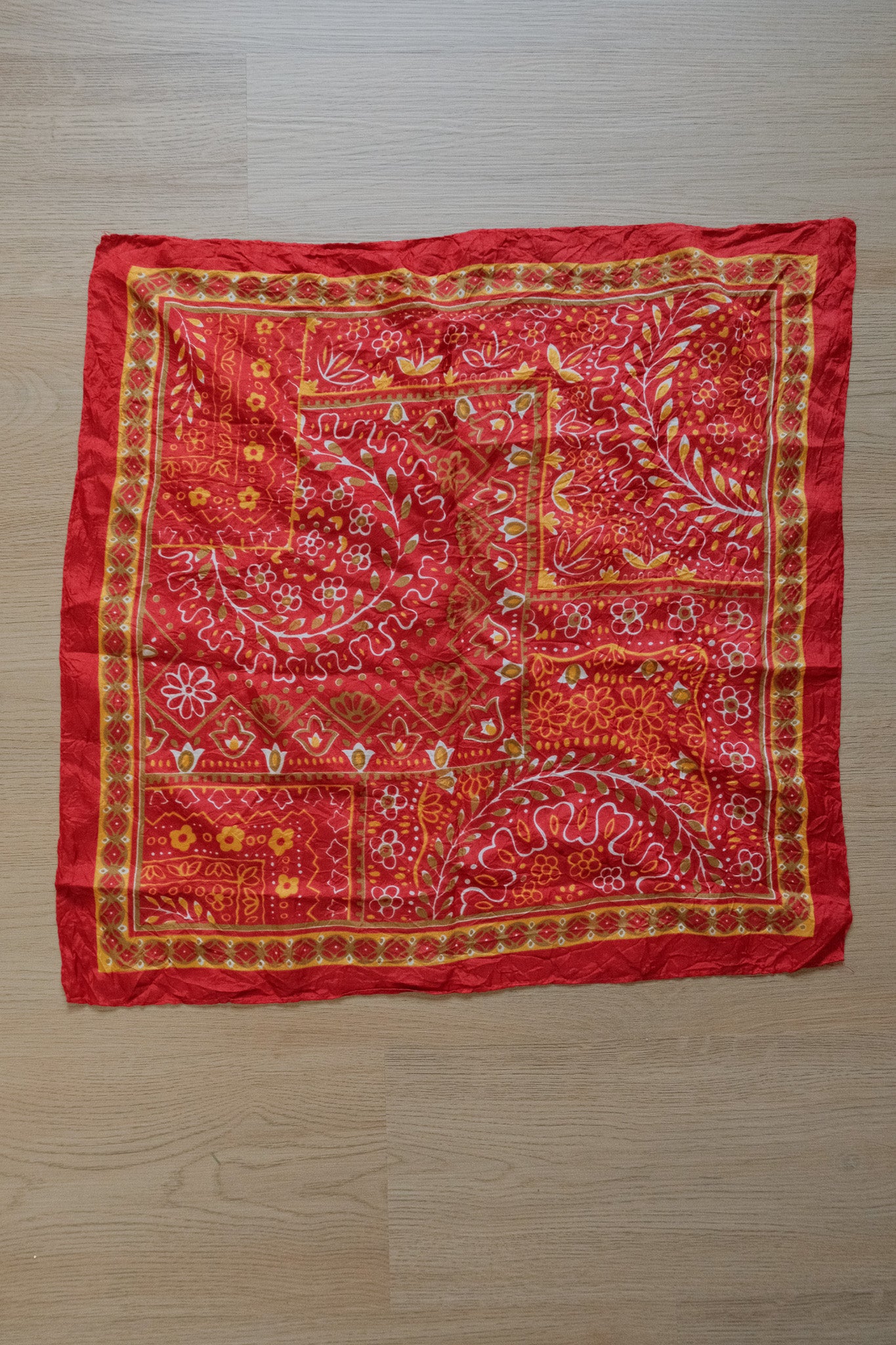 Vintage x Scarf