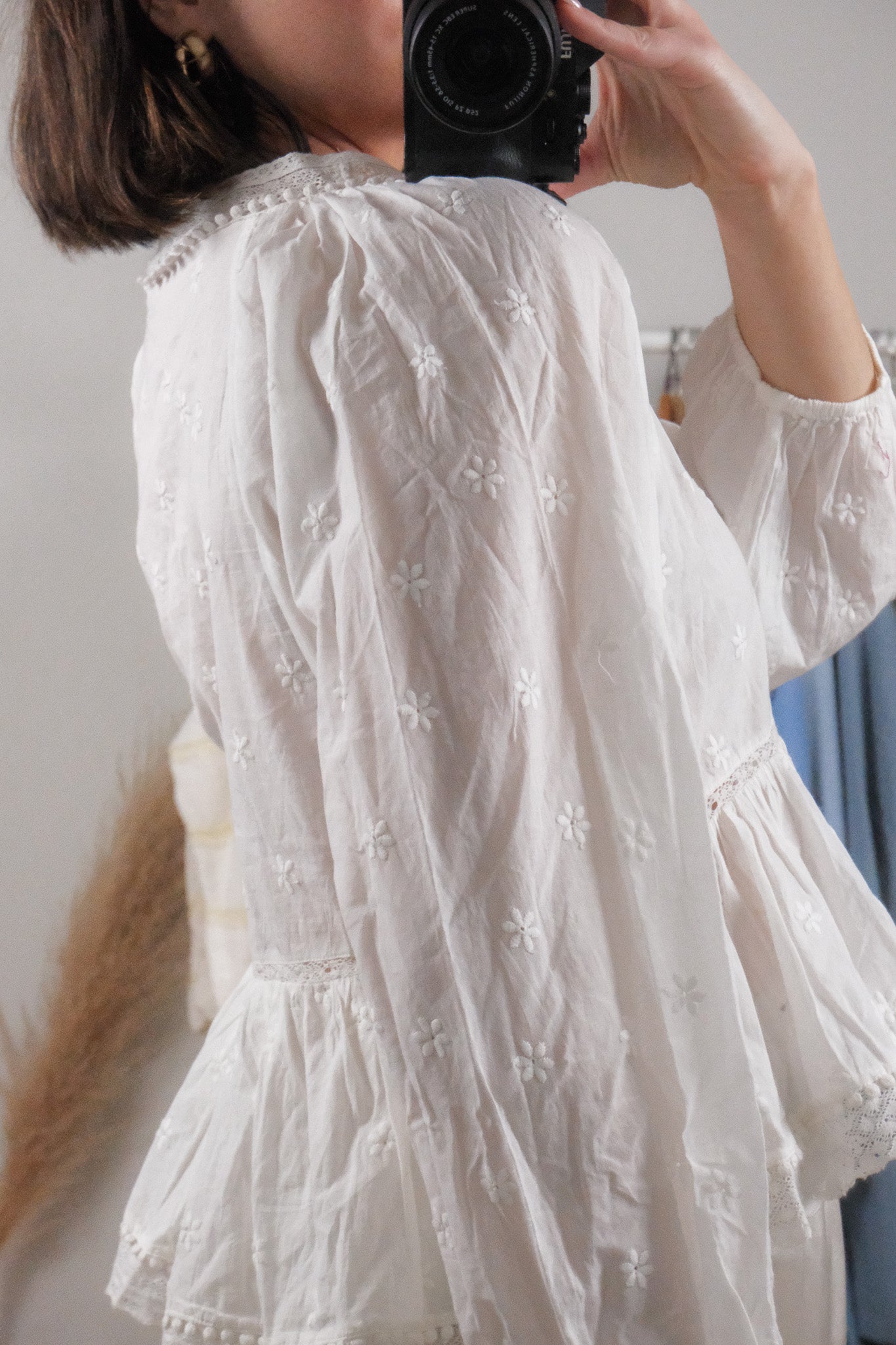 NWT x Aritzia x Cotton Embroidered/Lace Peplum Blouse (M)