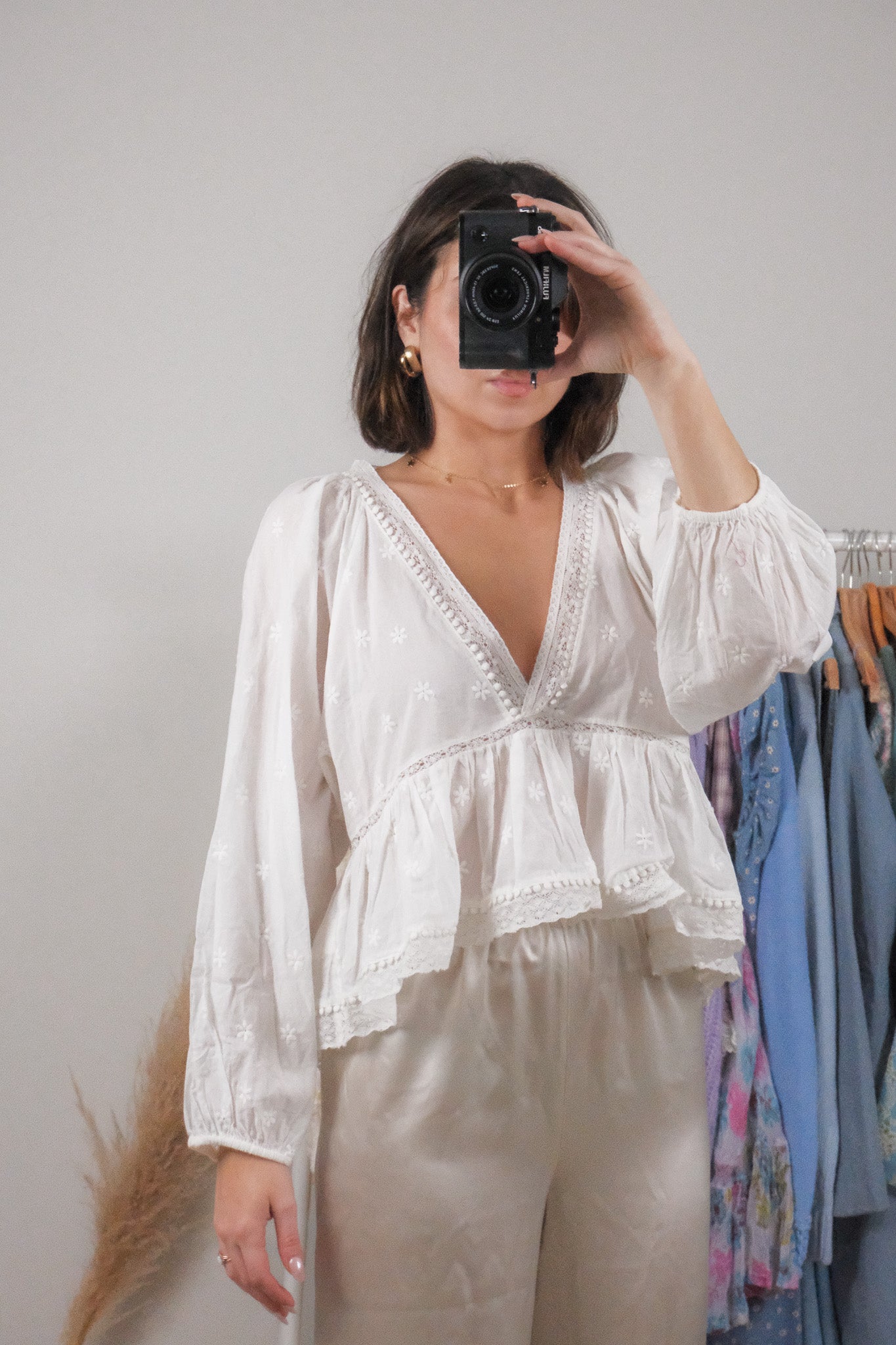 NWT x Aritzia x Cotton Embroidered/Lace Peplum Blouse (M)