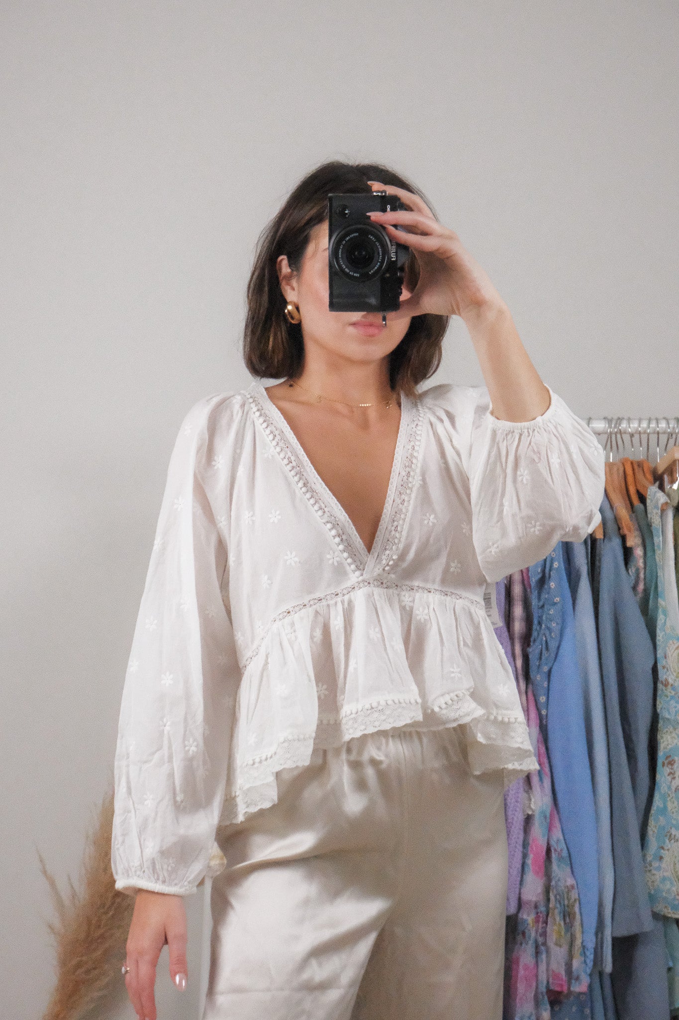 NWT x Aritzia x Cotton Embroidered/Lace Peplum Blouse (M)