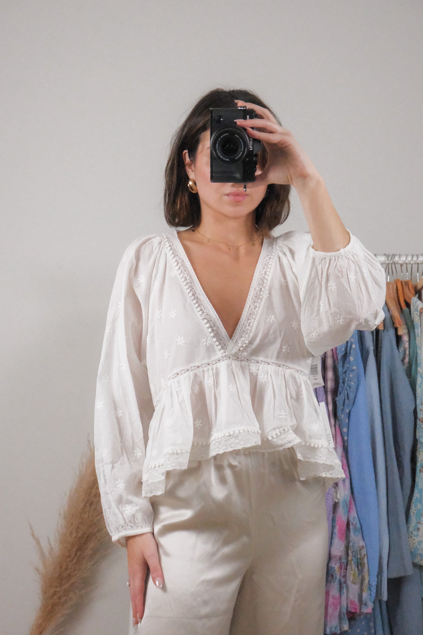 NWT x Aritzia x Cotton Embroidered/Lace Peplum Blouse (M)