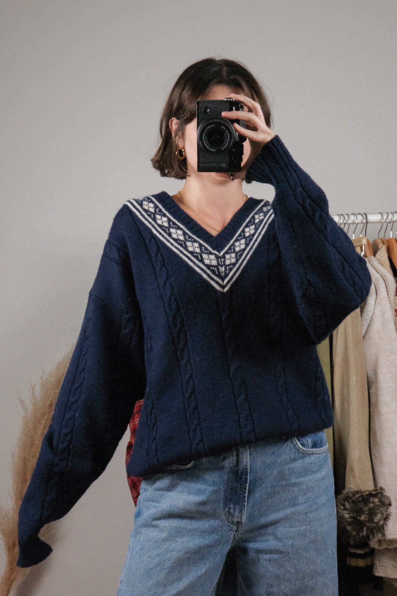 Vintage x Wool V-Neck Patterned/Textured Knit (L/XL)