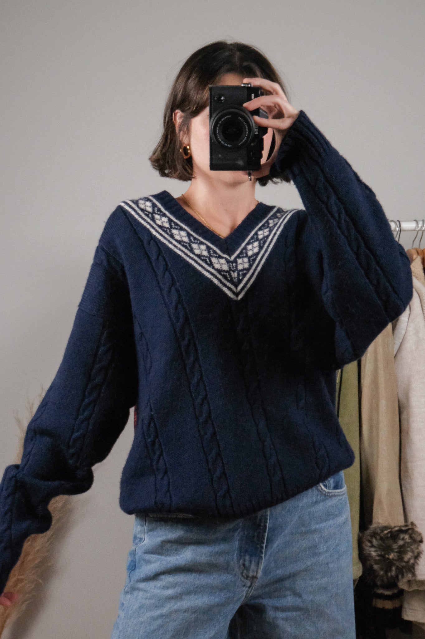 Vintage x Wool V-Neck Patterned/Textured Knit (L/XL)