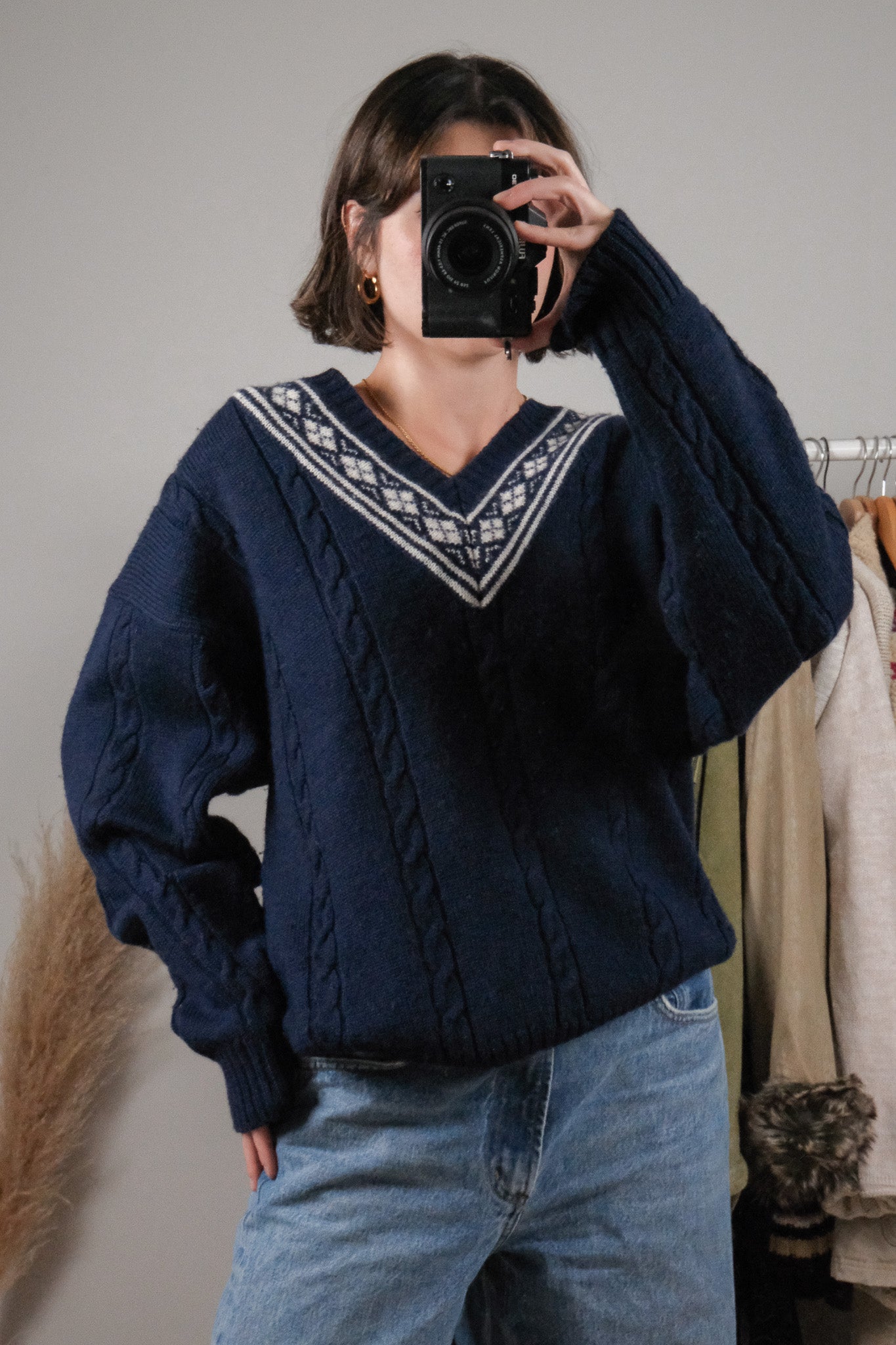 Vintage x Wool V-Neck Patterned/Textured Knit (L/XL)