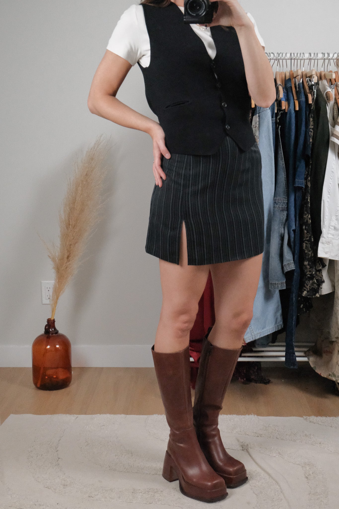 Made in Canada x Vintage x Pinstriped Mini Skirt (XXS)