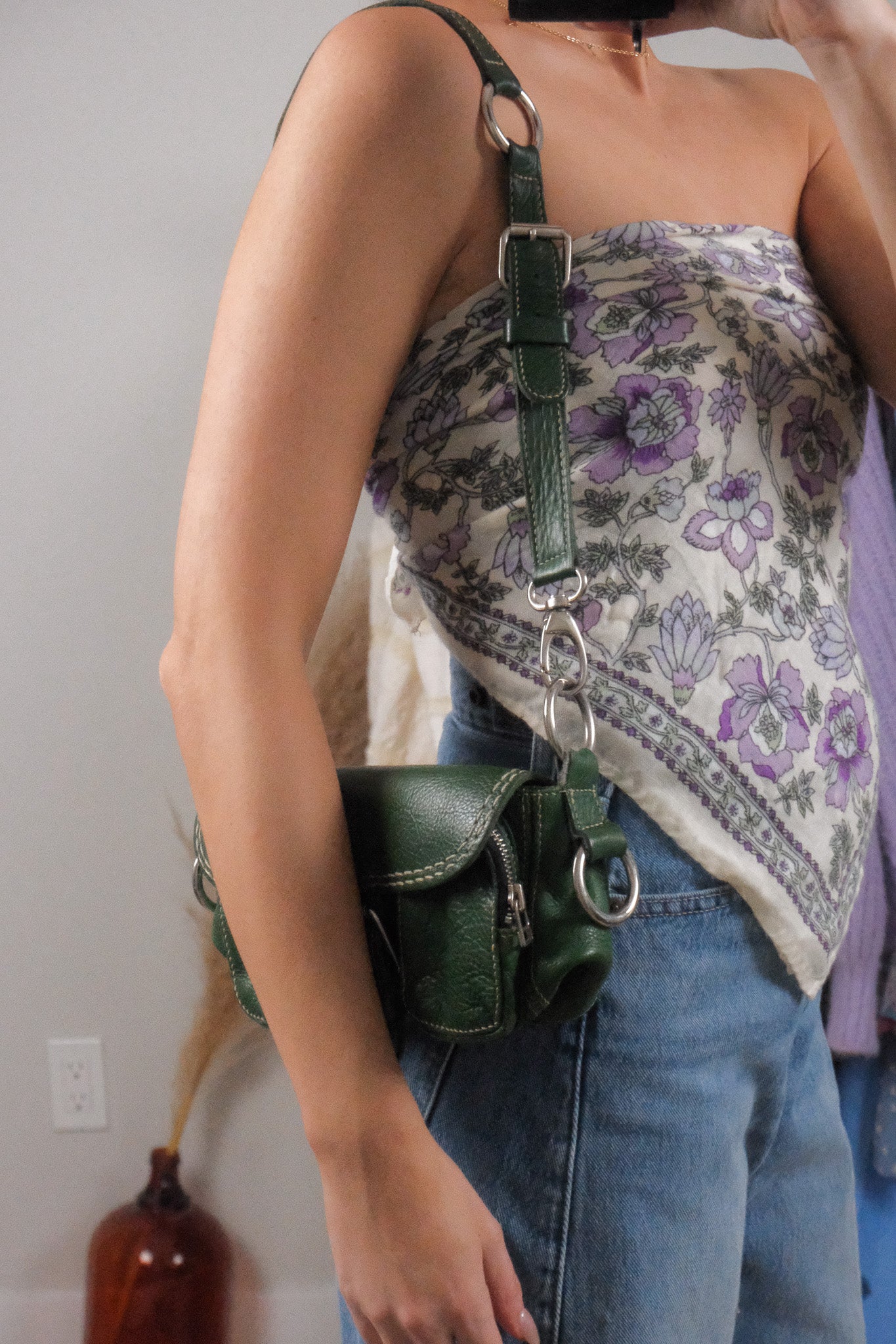 Vintage x Roots x Leather Buckle Purse