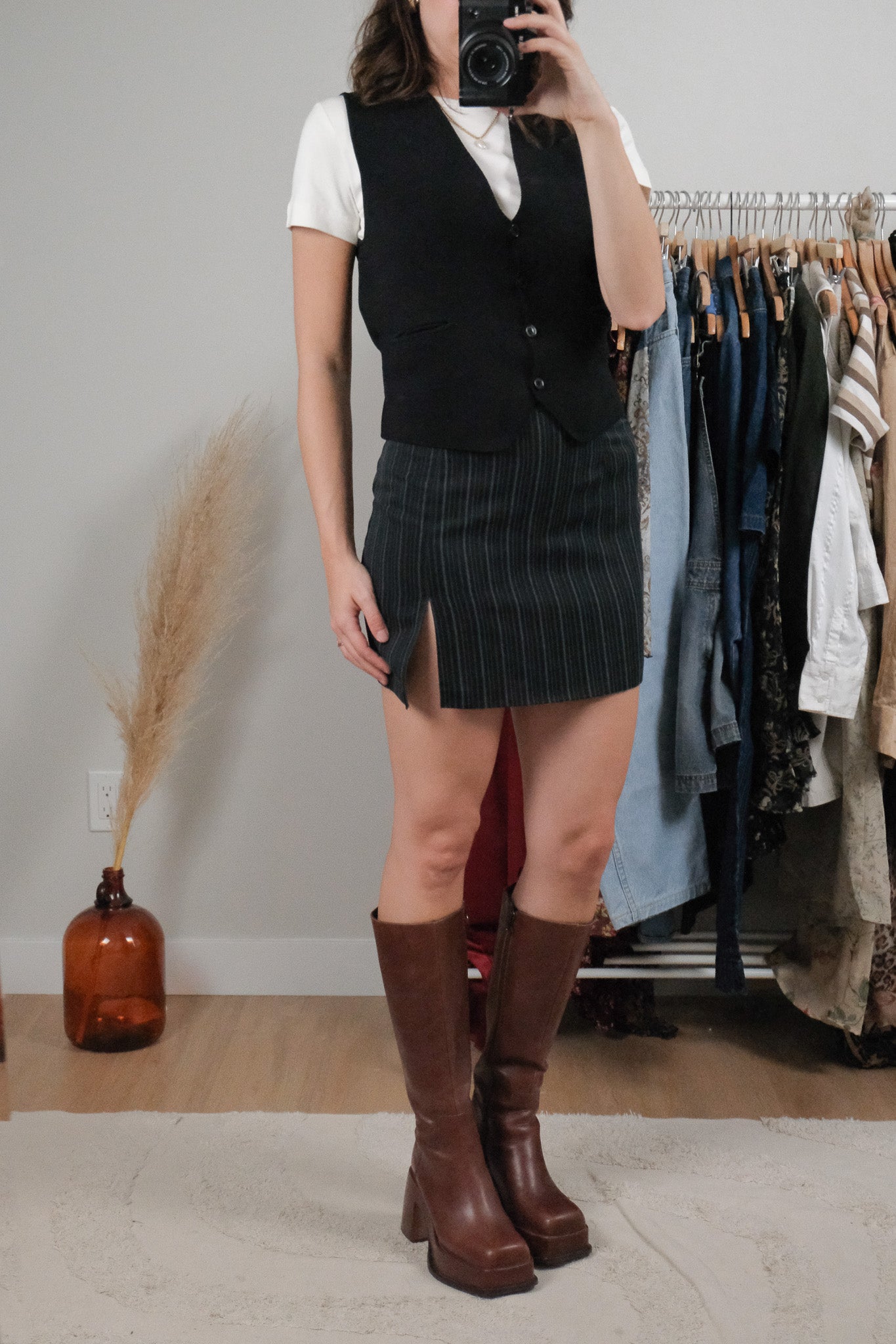 Made in Canada x Vintage x Pinstriped Mini Skirt (XXS)