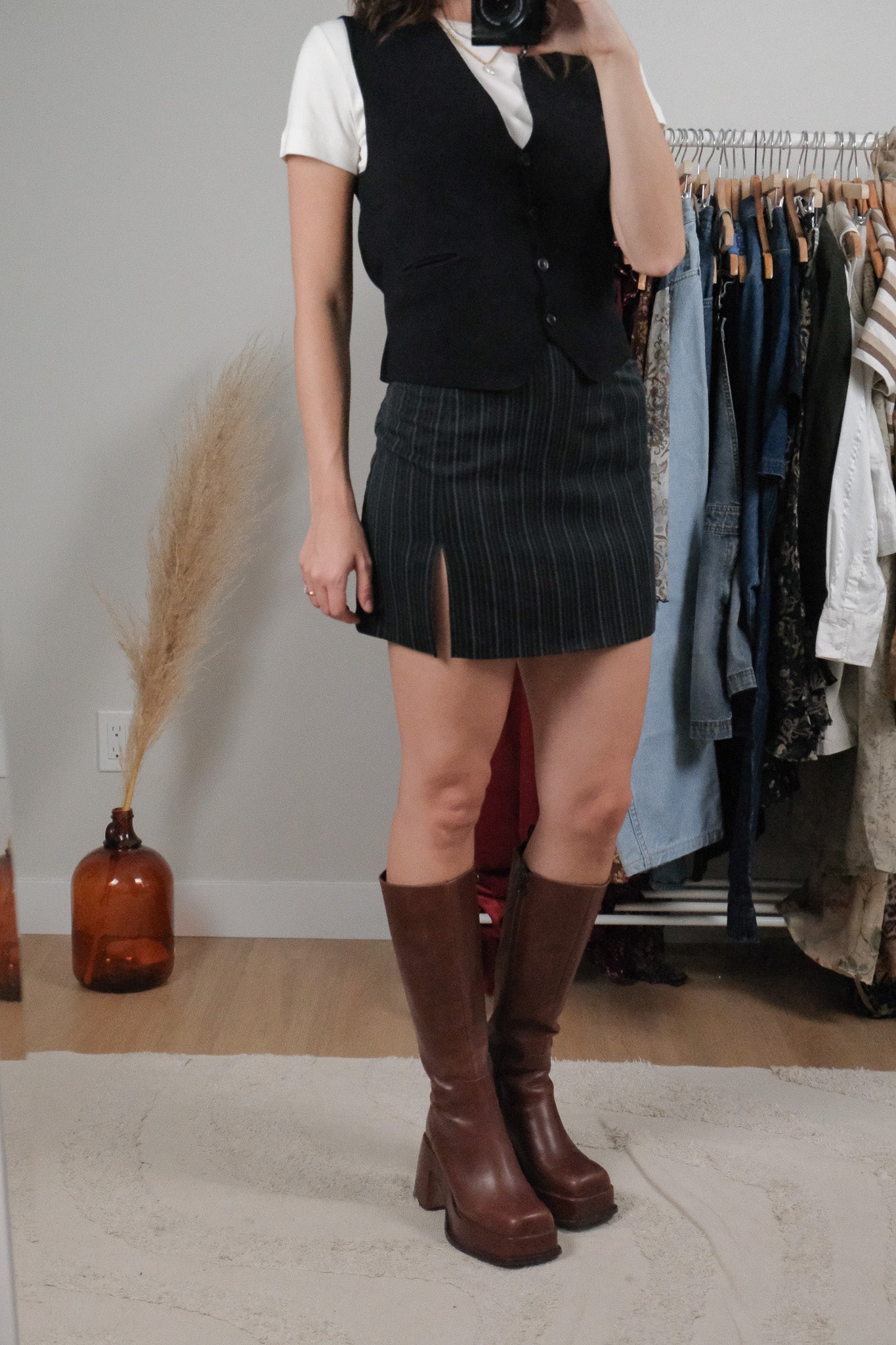 Made in Canada x Vintage x Pinstriped Mini Skirt (XXS)