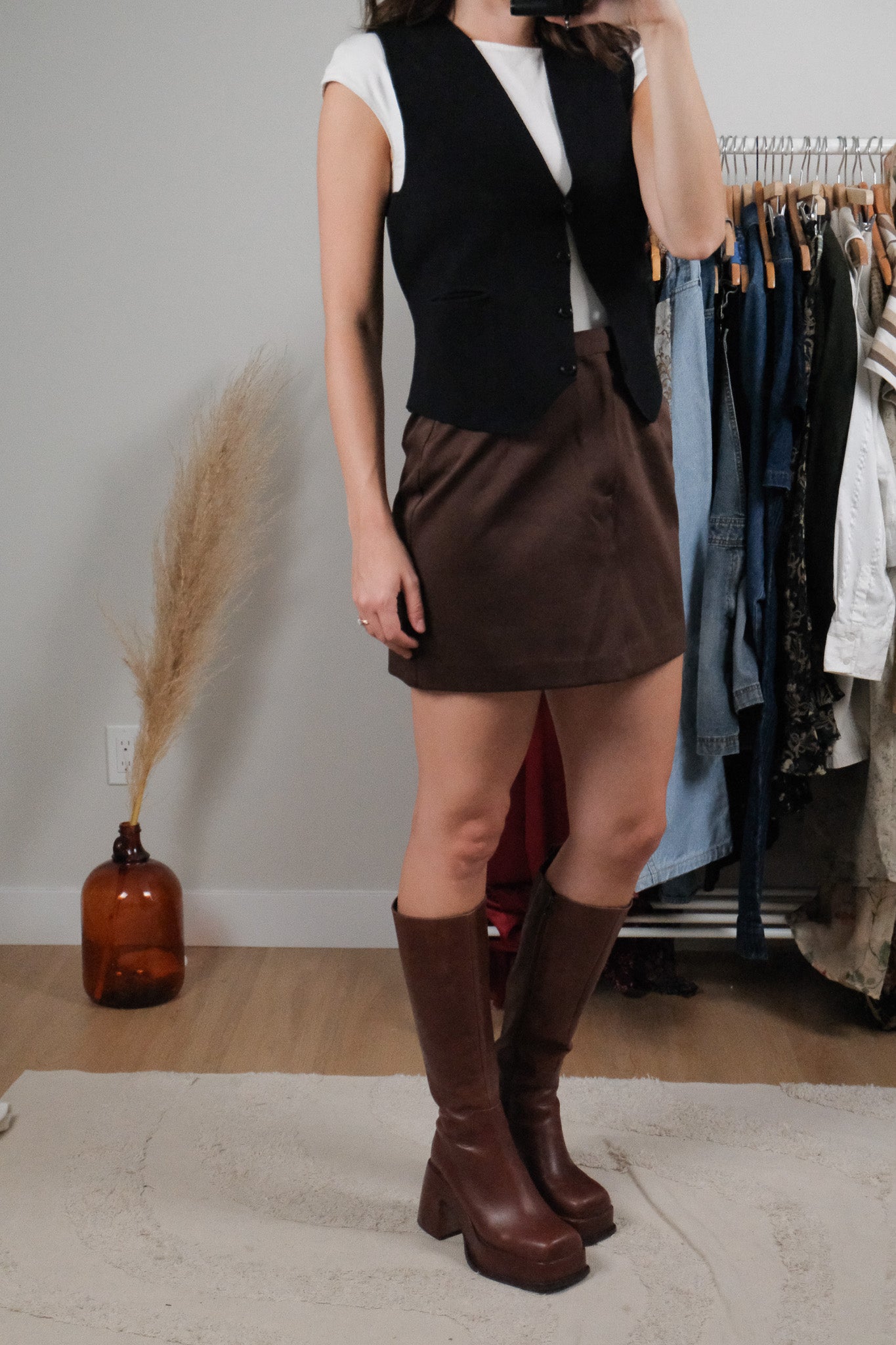 Made in Canada x Vintage x Guess Mini Skirt (28)