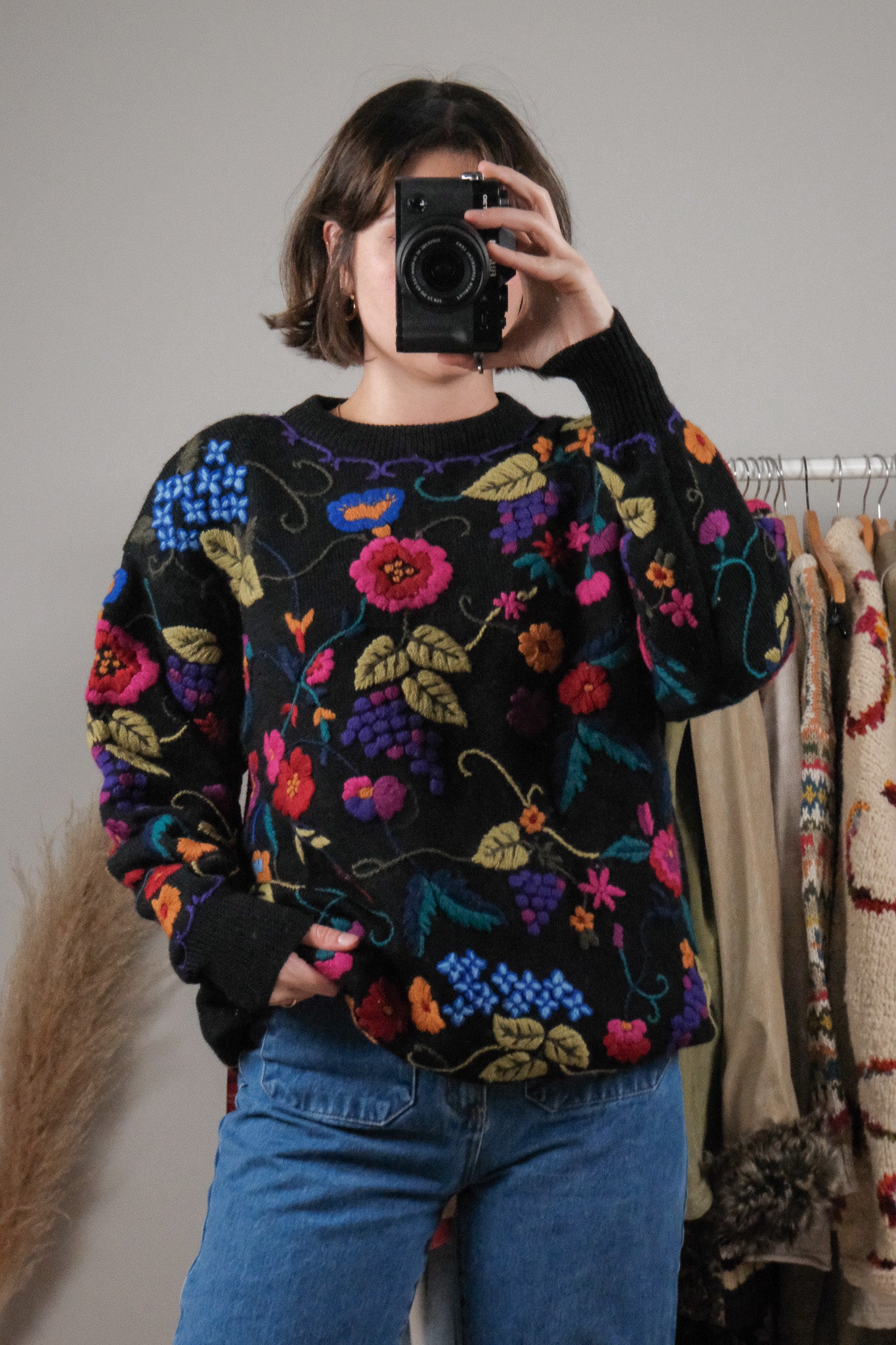 Vintage x Danier x Wool Embroidered Floral Knit (M)