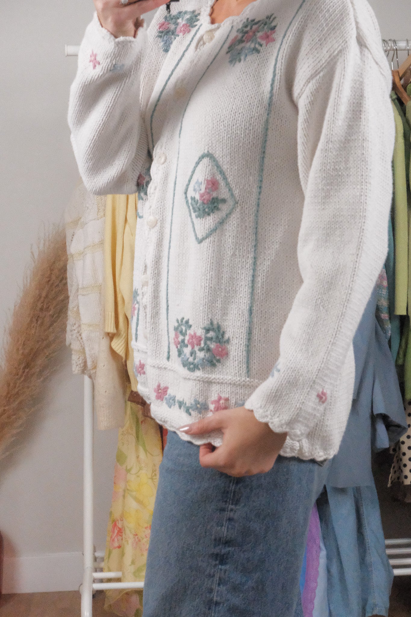 Vintage x Knit by Hand Cotton Floral Embroidered Cardigan (L)