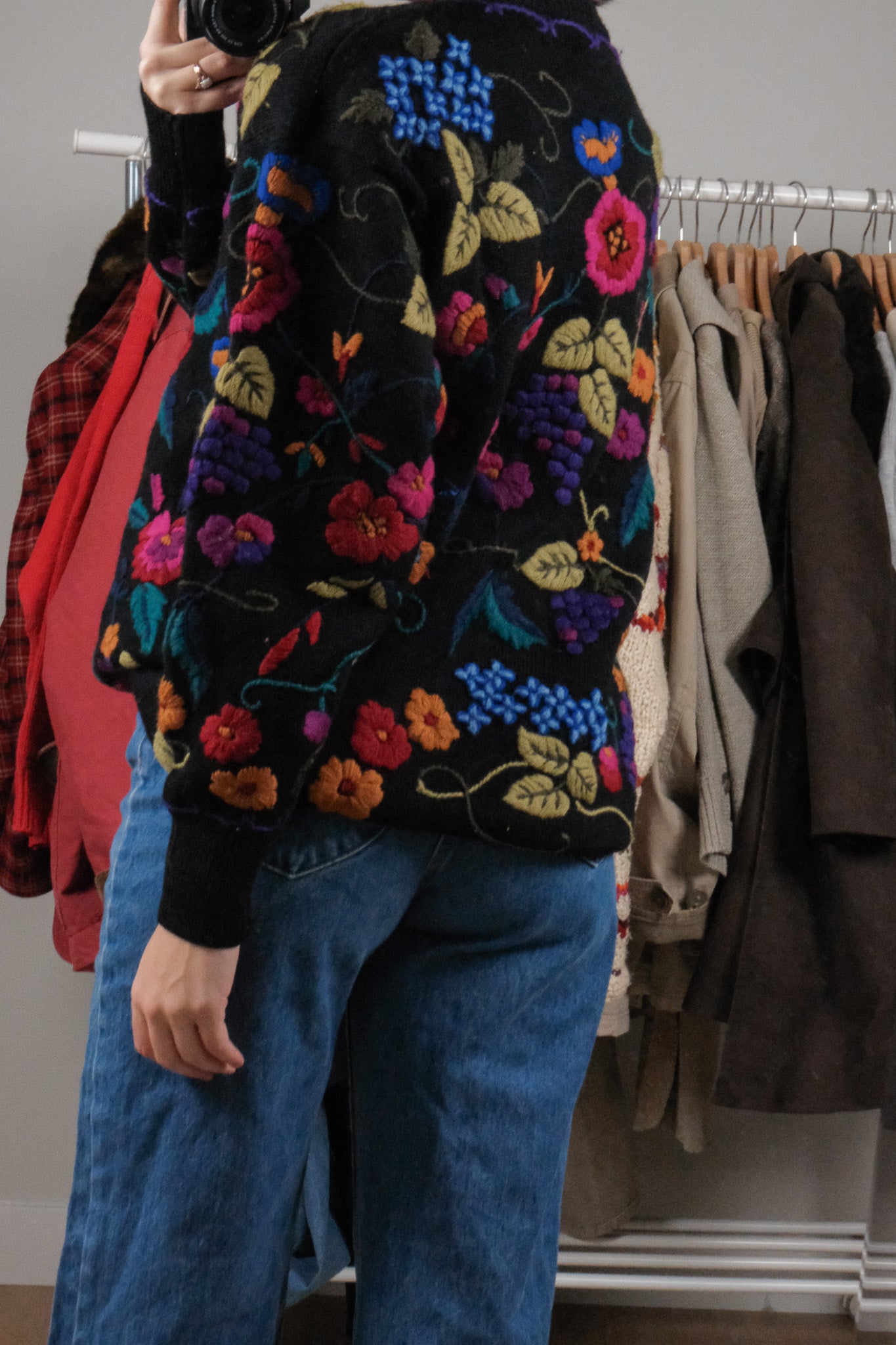 Vintage x Danier x Wool Embroidered Floral Knit (M)