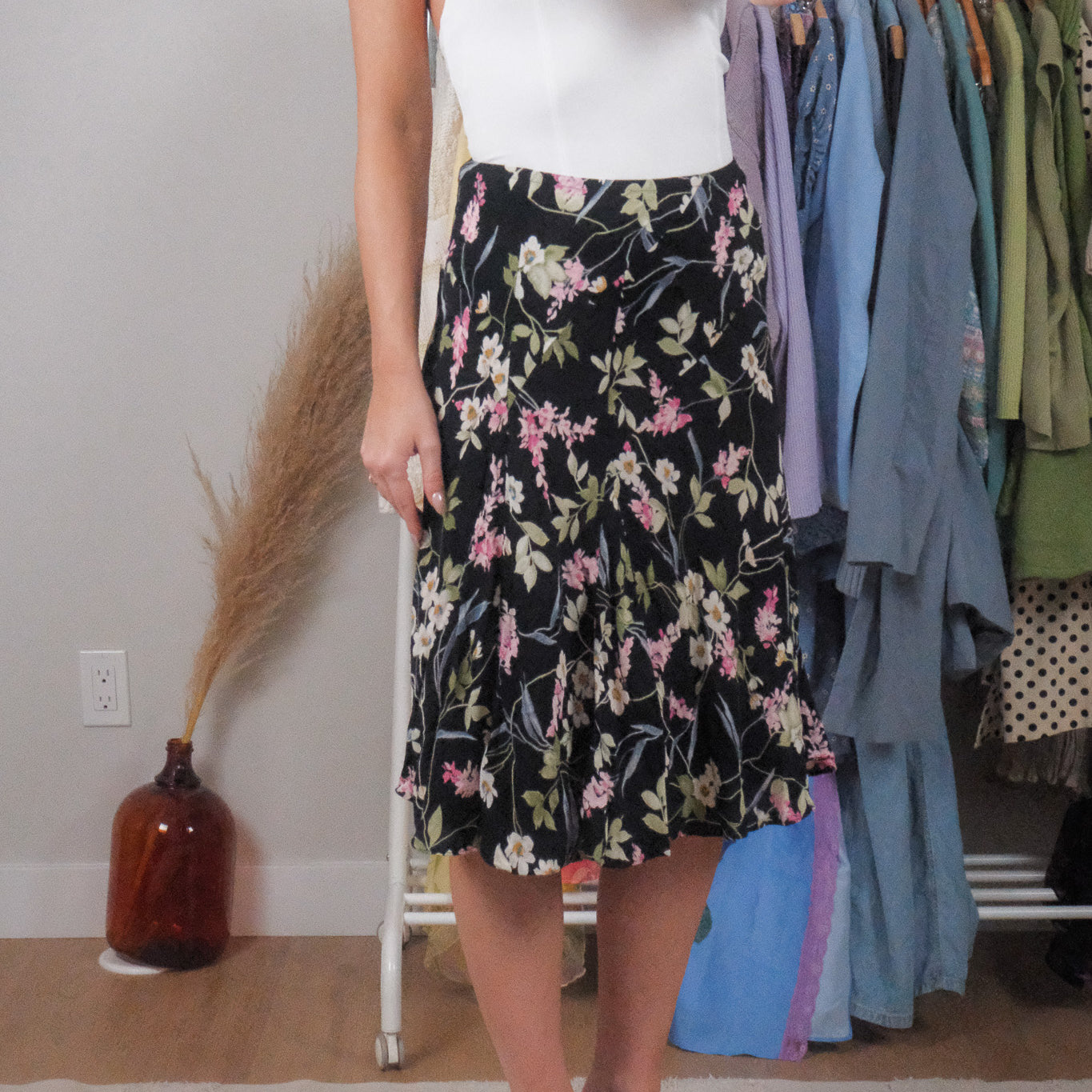 Vintage x Floral Midi Skirt (S)