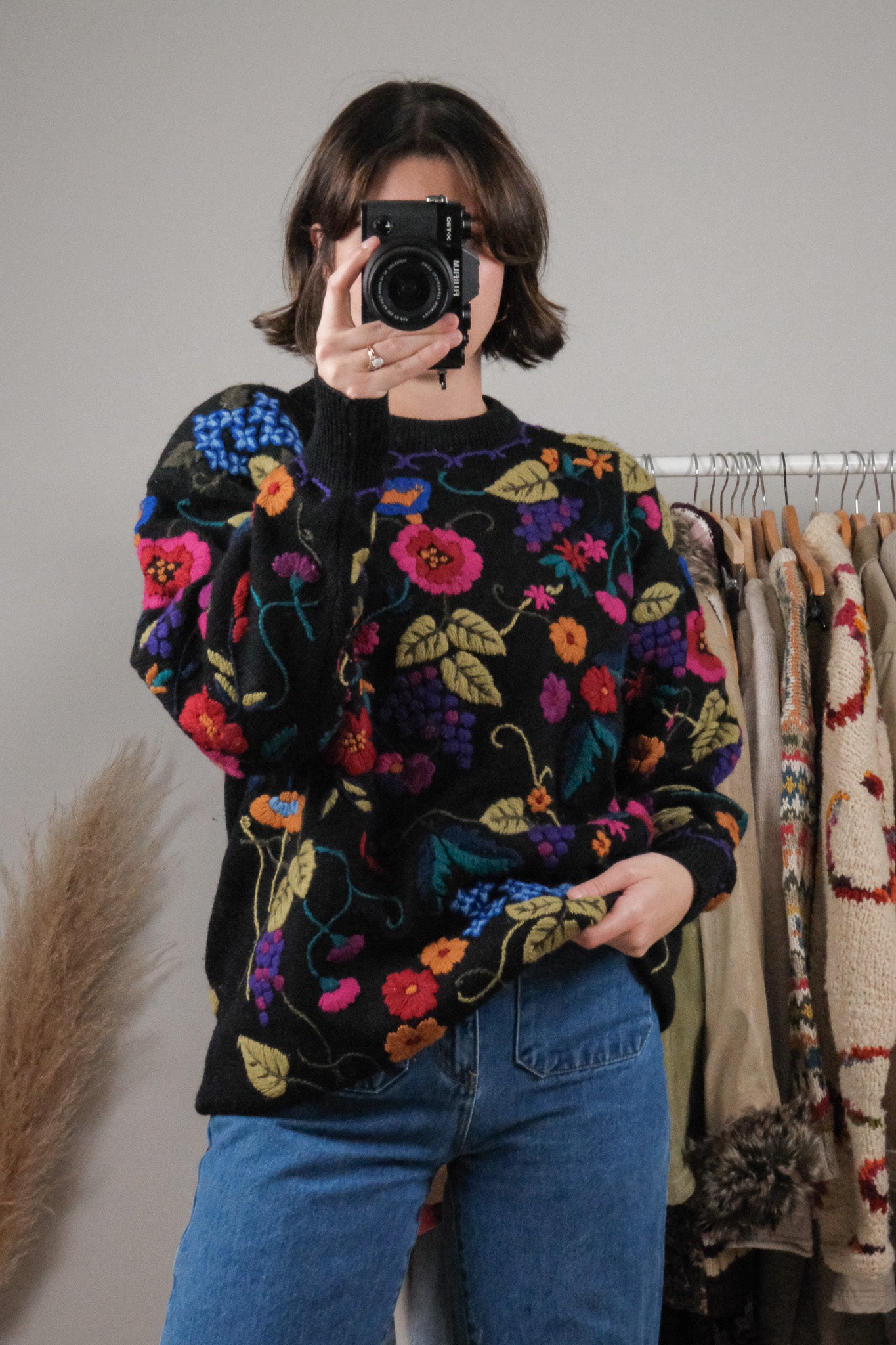 Vintage x Danier x Wool Embroidered Floral Knit (M)