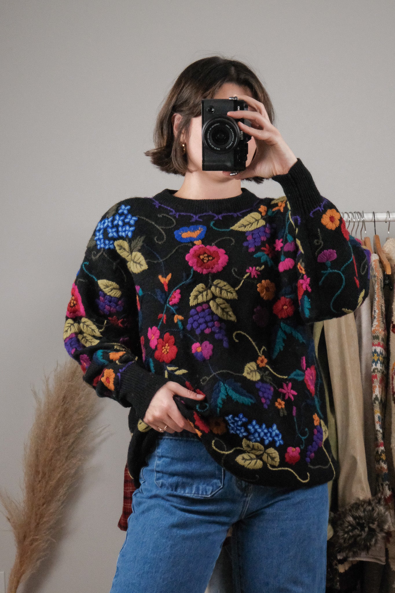 Vintage x Danier x Wool Embroidered Floral Knit (M)