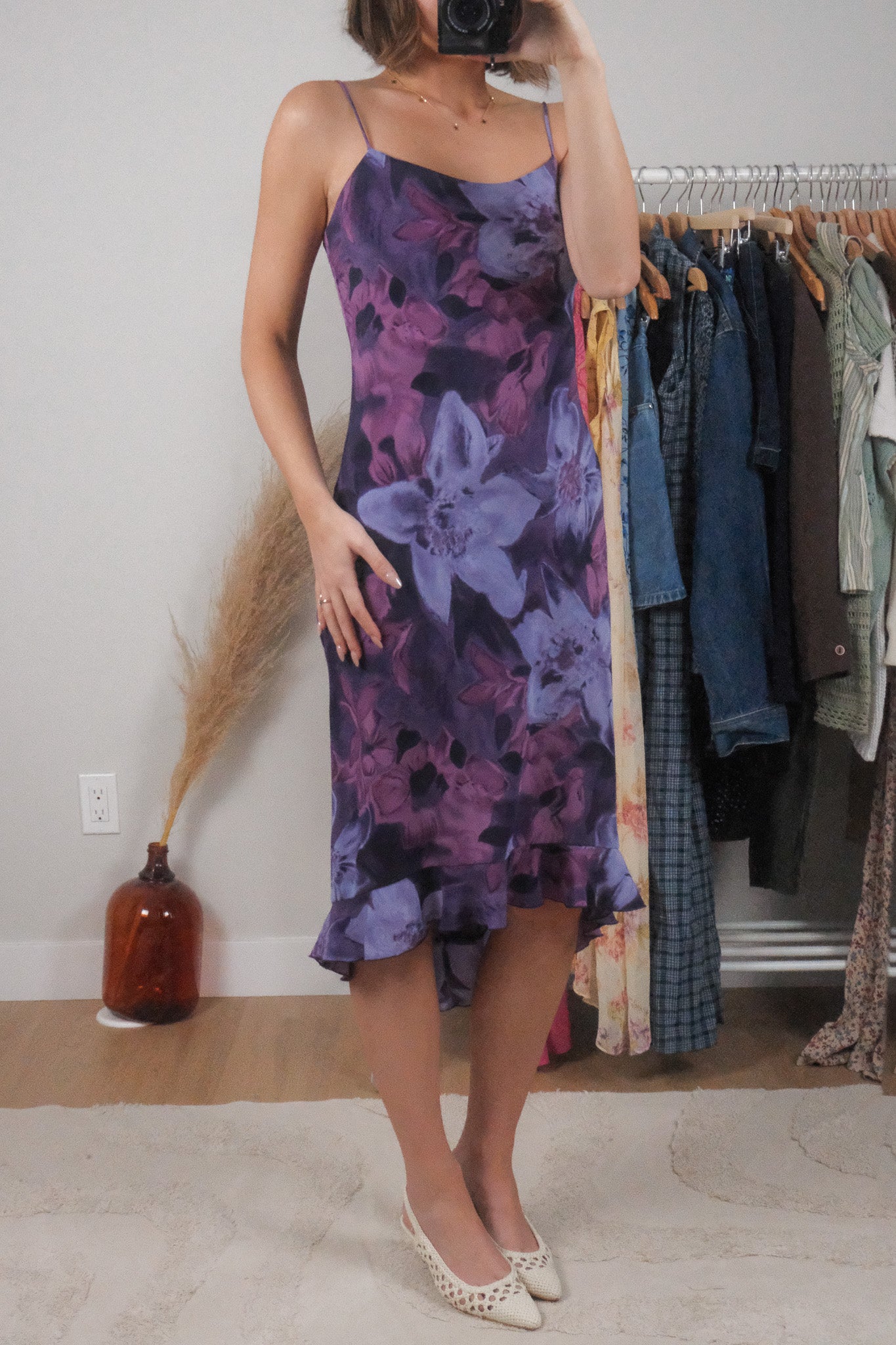 Made in Canada x Vintage x Floral Midi Dress (2/4)