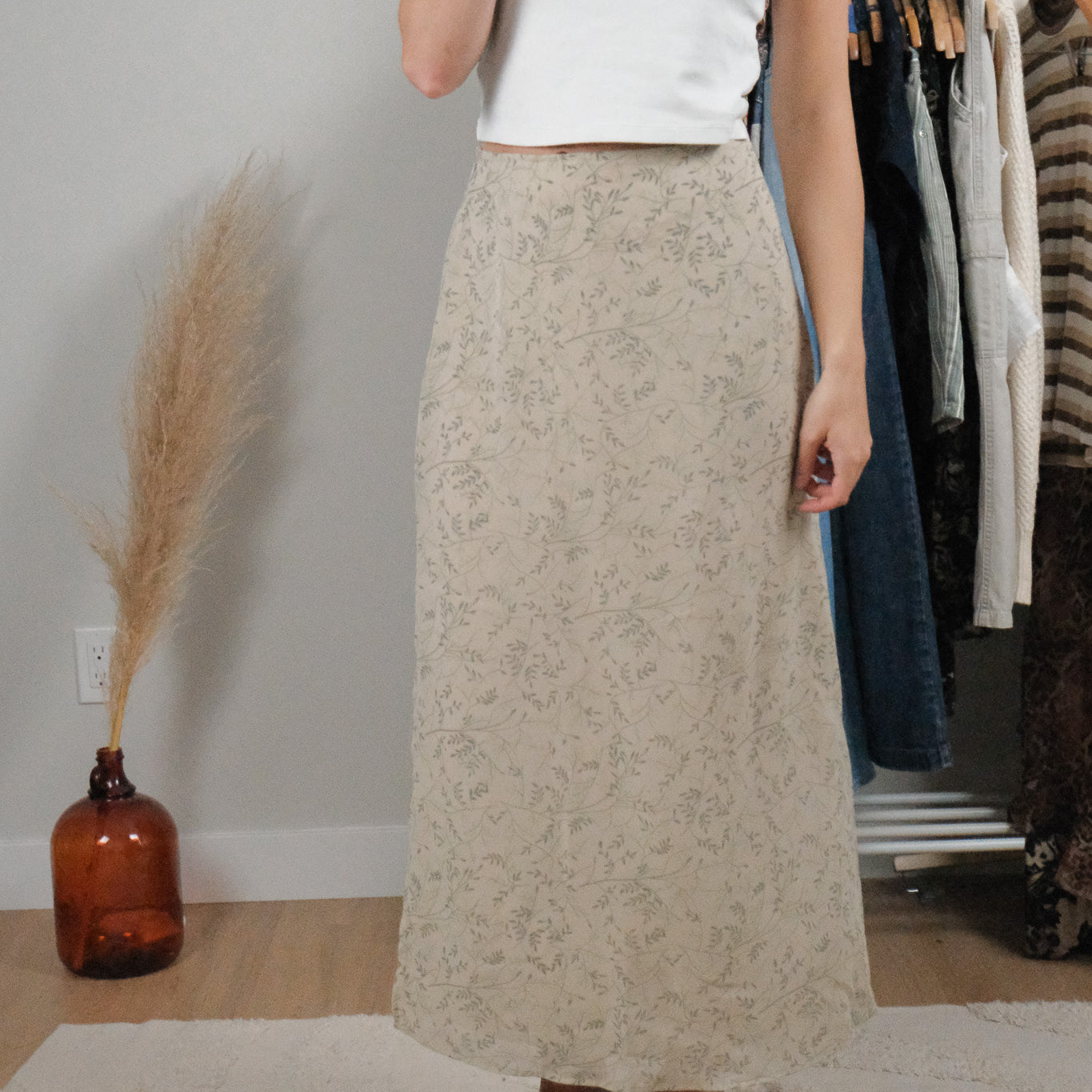 Made in Canada x Vintage x Patterned Maxi Skirt (8/10)
