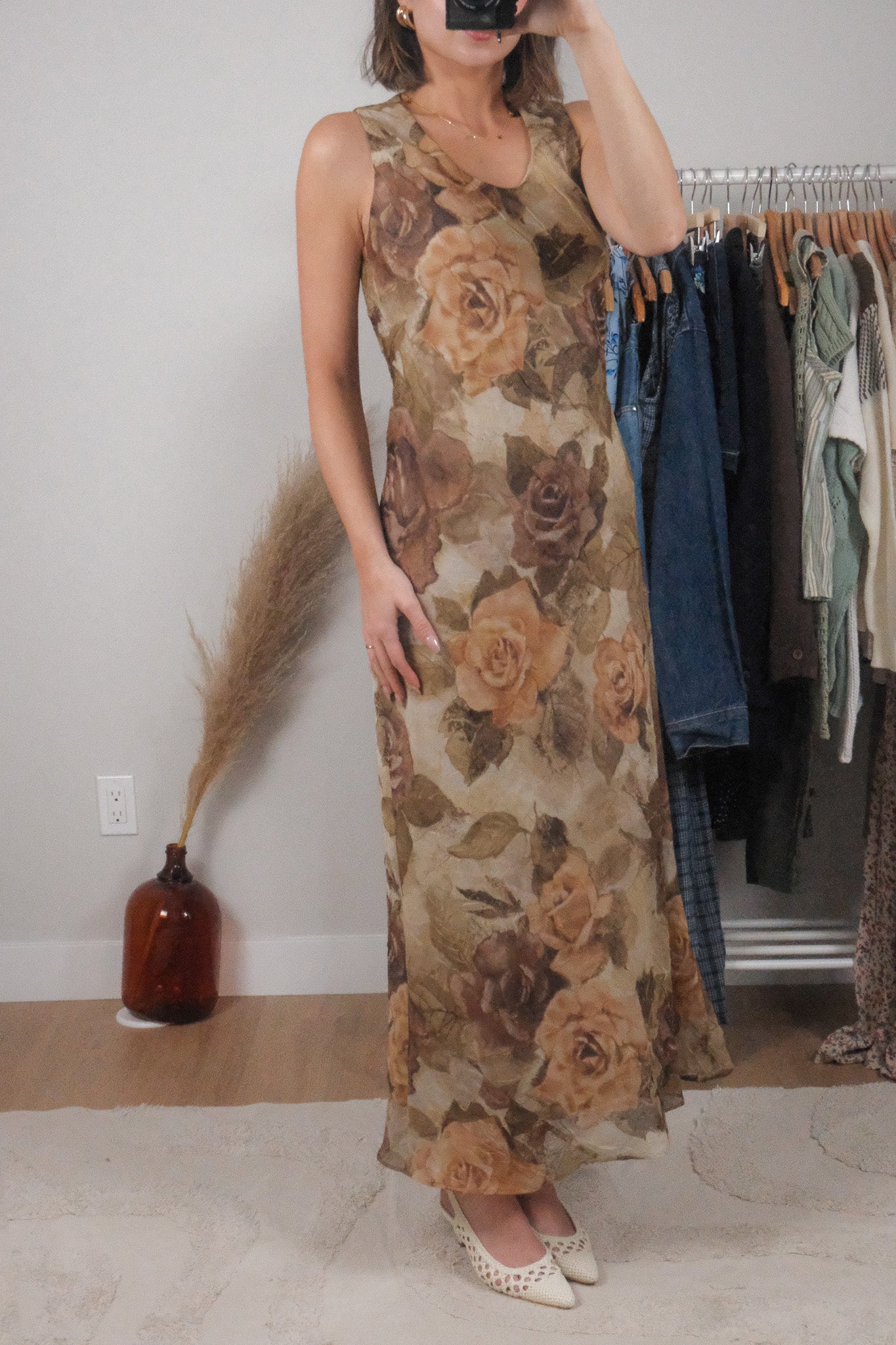 Made in Canada x Vintage x Floral Crinkle Maxi Dress (8/10)