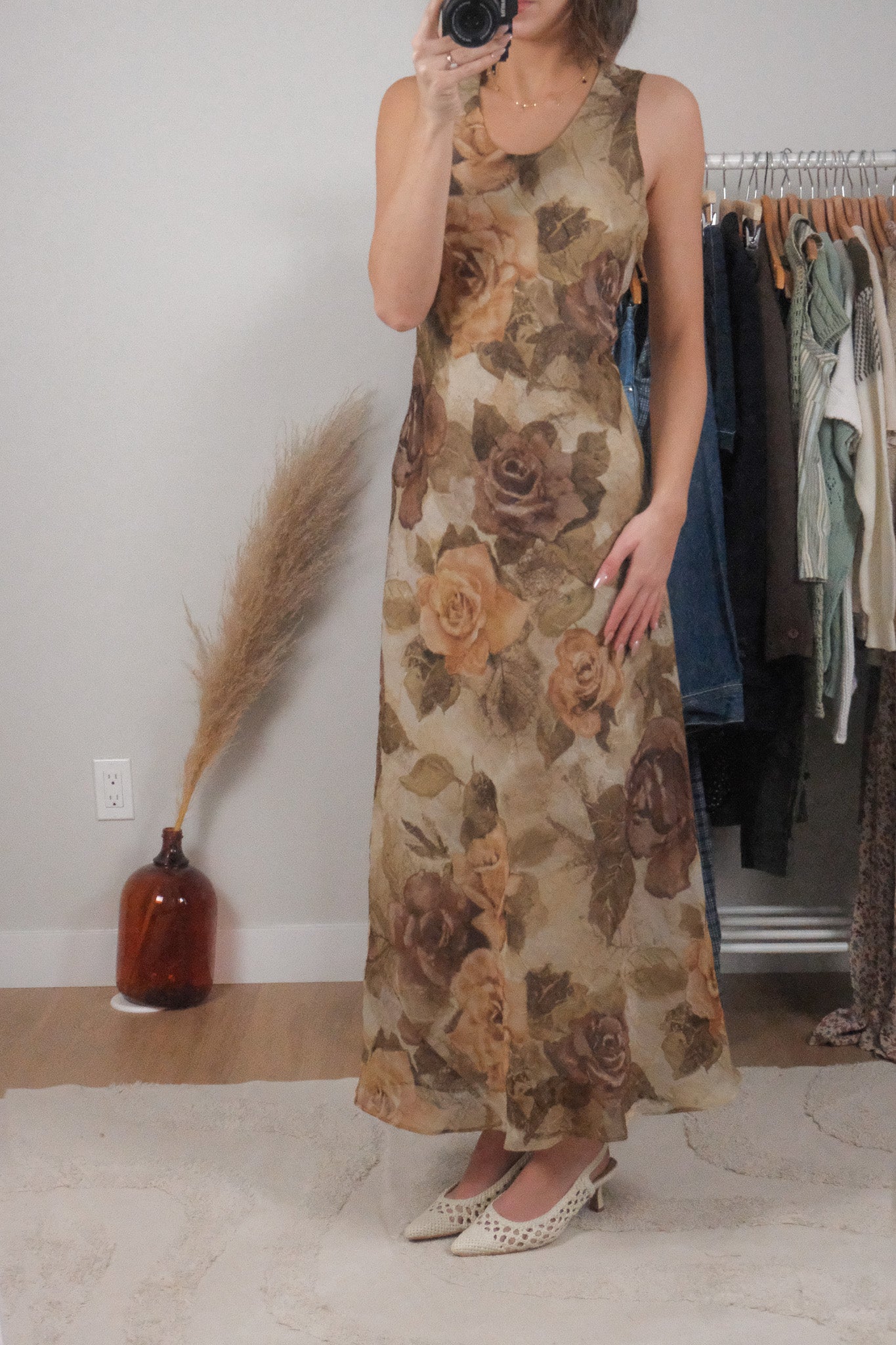 Made in Canada x Vintage x Floral Crinkle Maxi Dress (8/10)