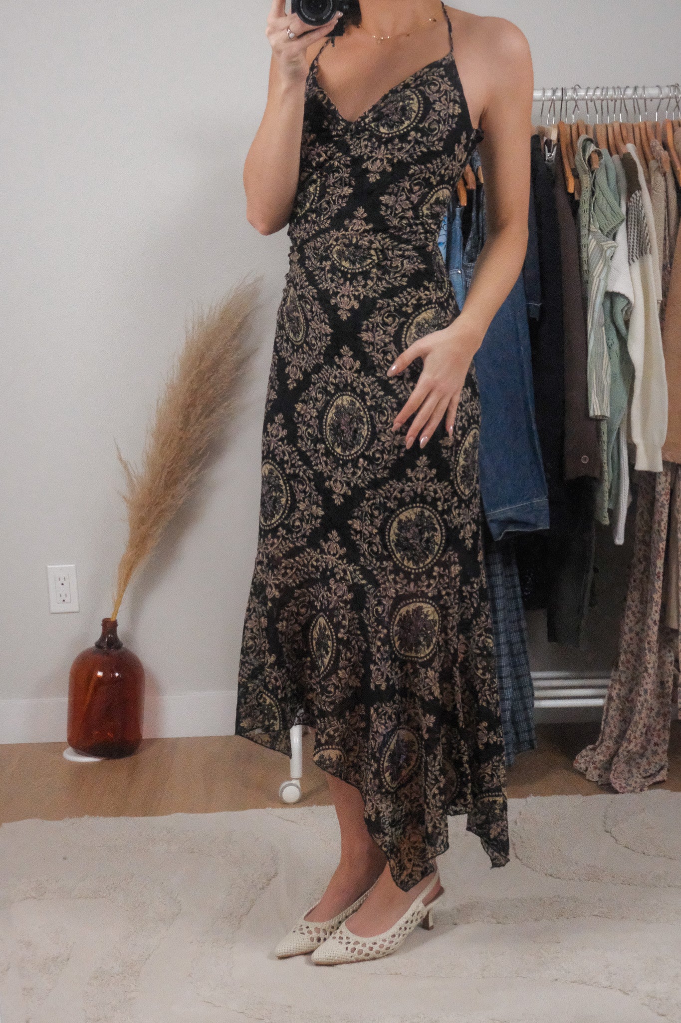 Made in Canada x Vintage x Lace Pattern Midi Dress (6)