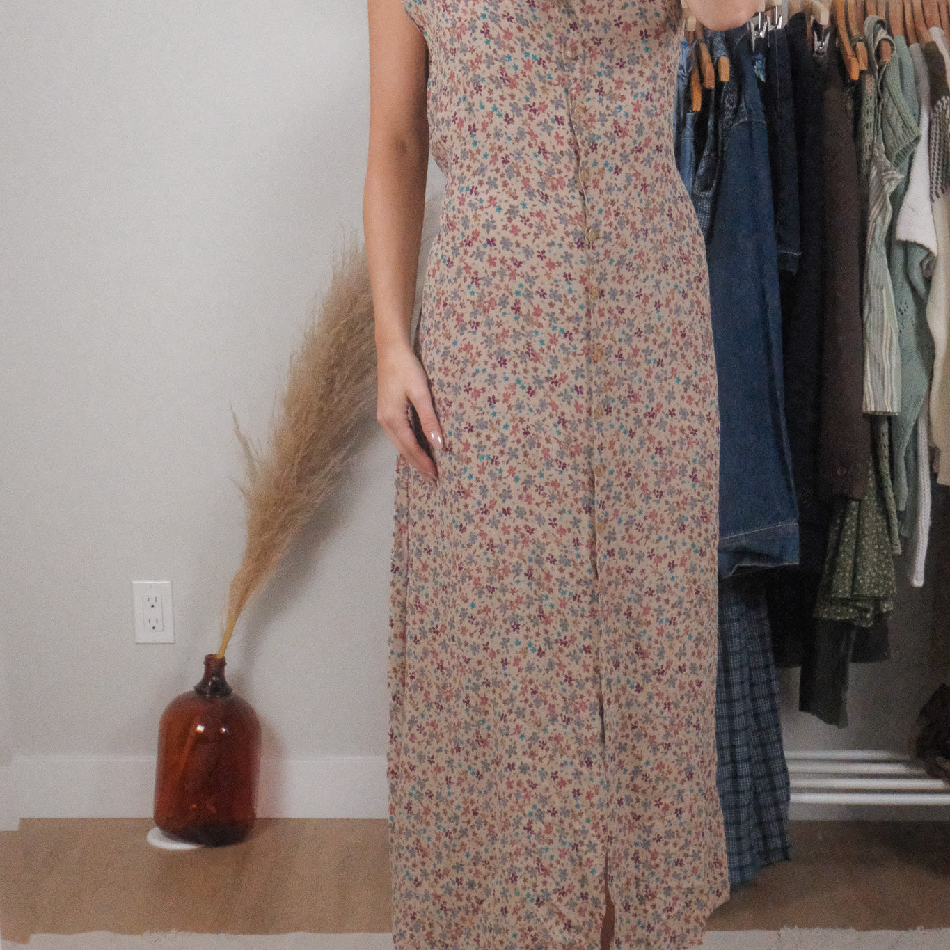 Vintage x Floral Maxi Dress (L/XL)