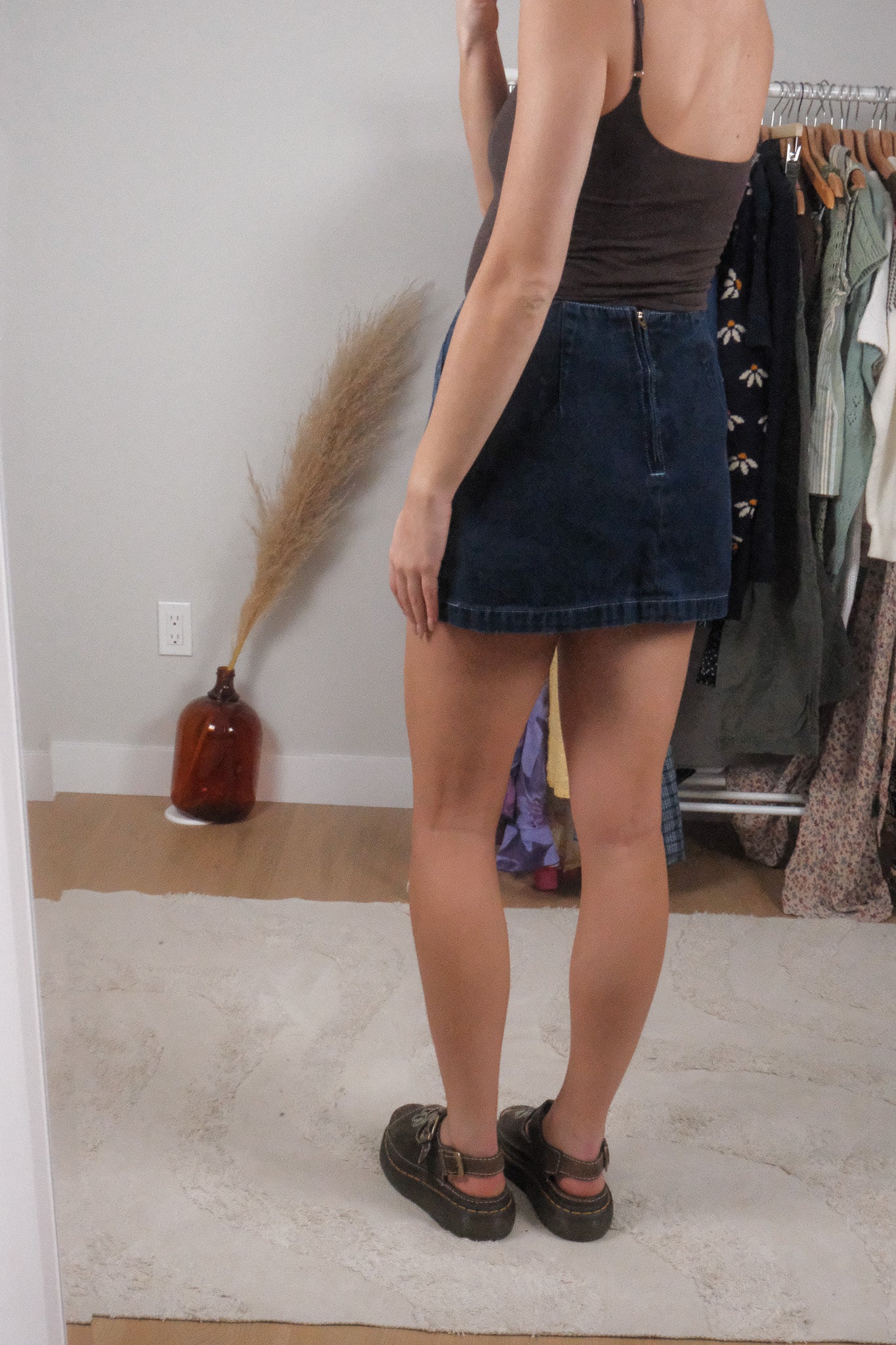 Made in Canada x Vintage x Tommy Hilfiger Denim Mini Skirt (4/6)