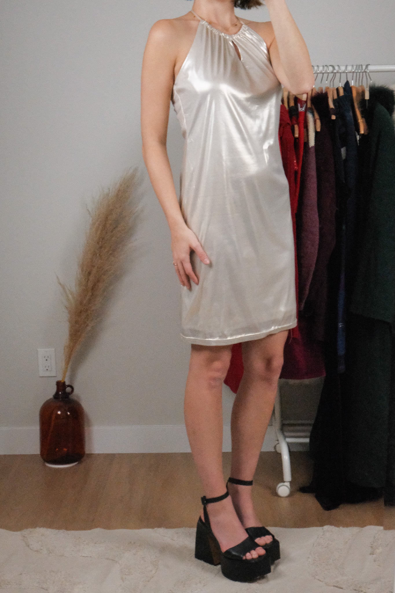 Vintage x Halter Midi Dress (M)