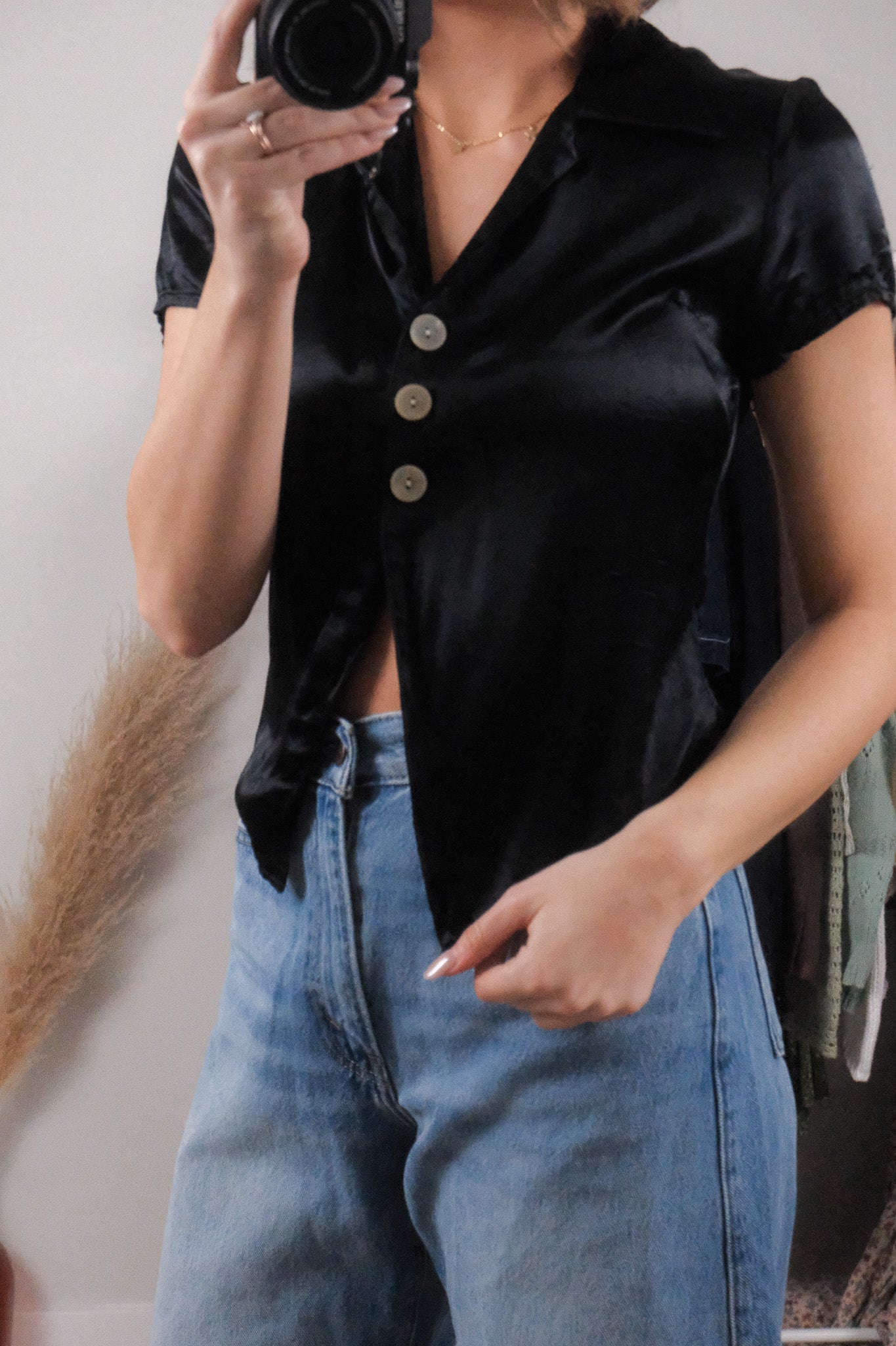 Made in Canada x Vintage x Satin Blouse (S/M)