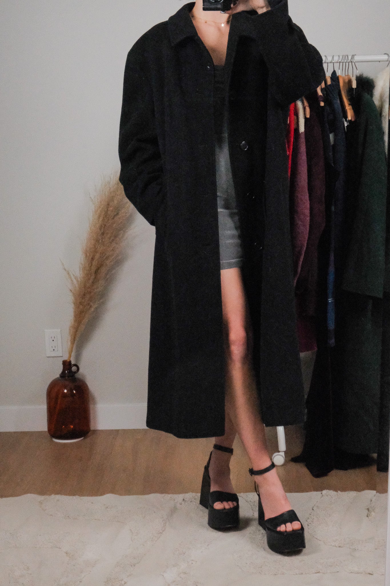 Made in Italy x Vintage x Mani by Giorgio Armani Wool Coat (M/L)