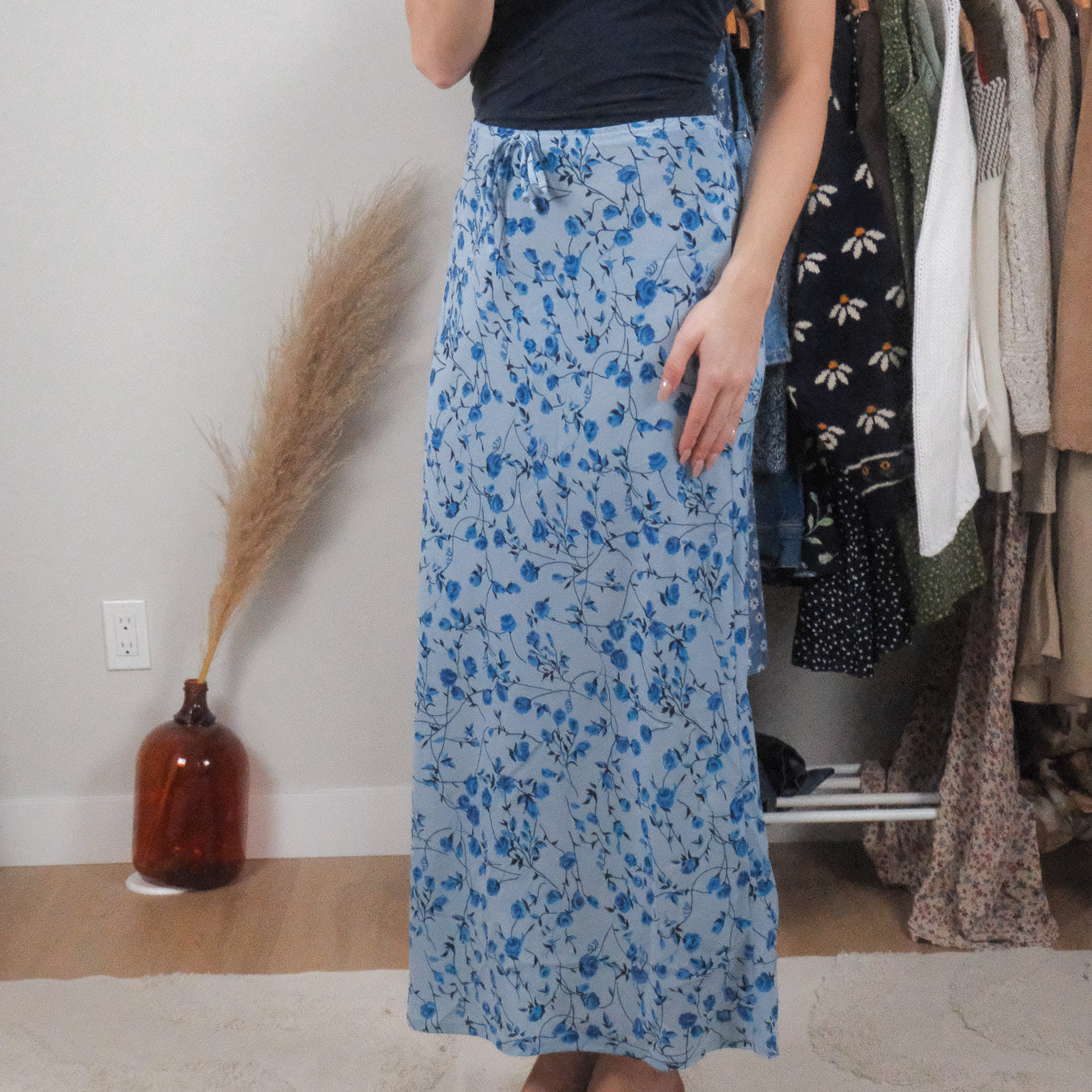 Made in Canada x Vintage x Floral Maxi Skirt (S)