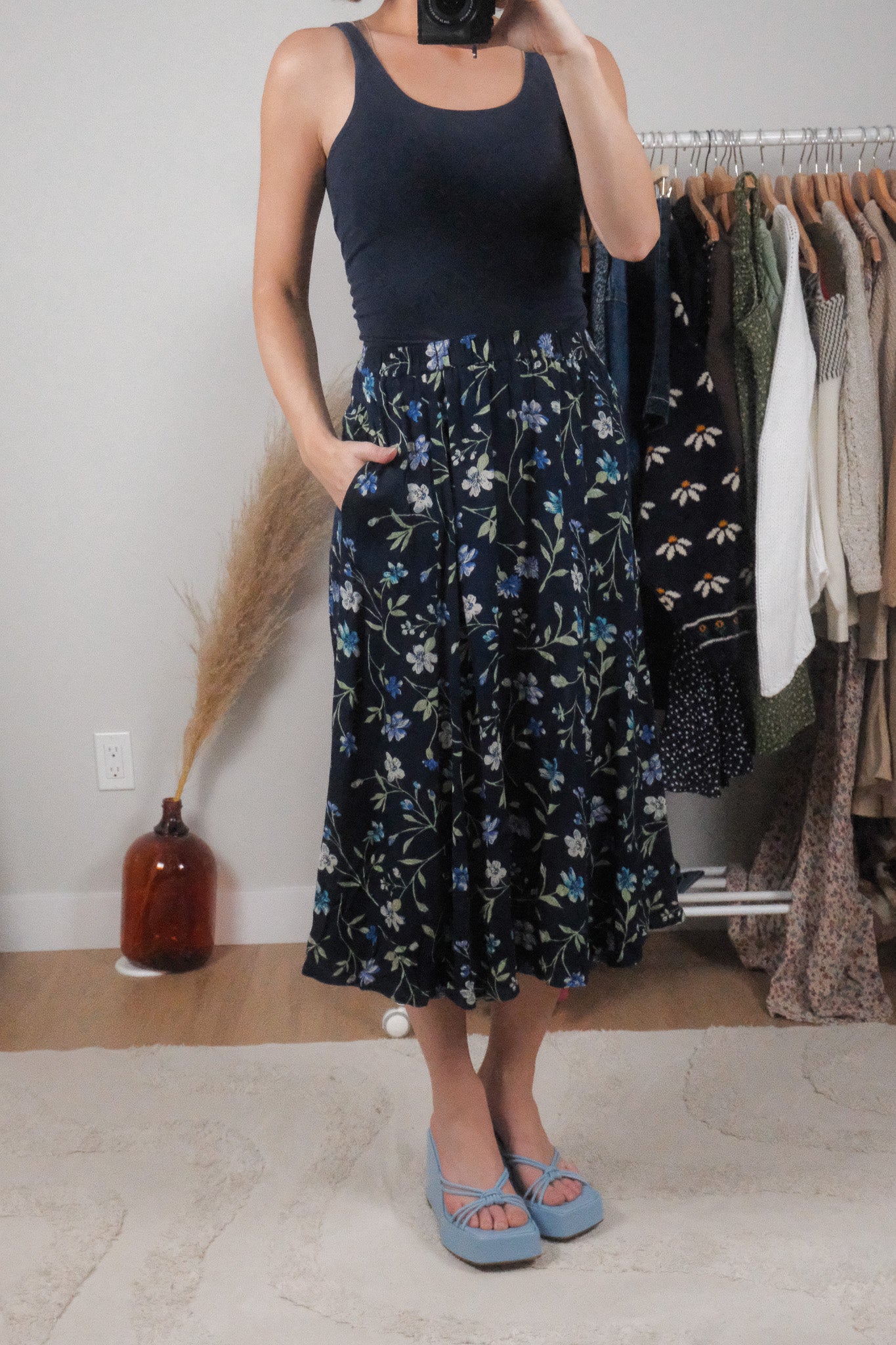 Vintage x Floral Midi Skirt (S)