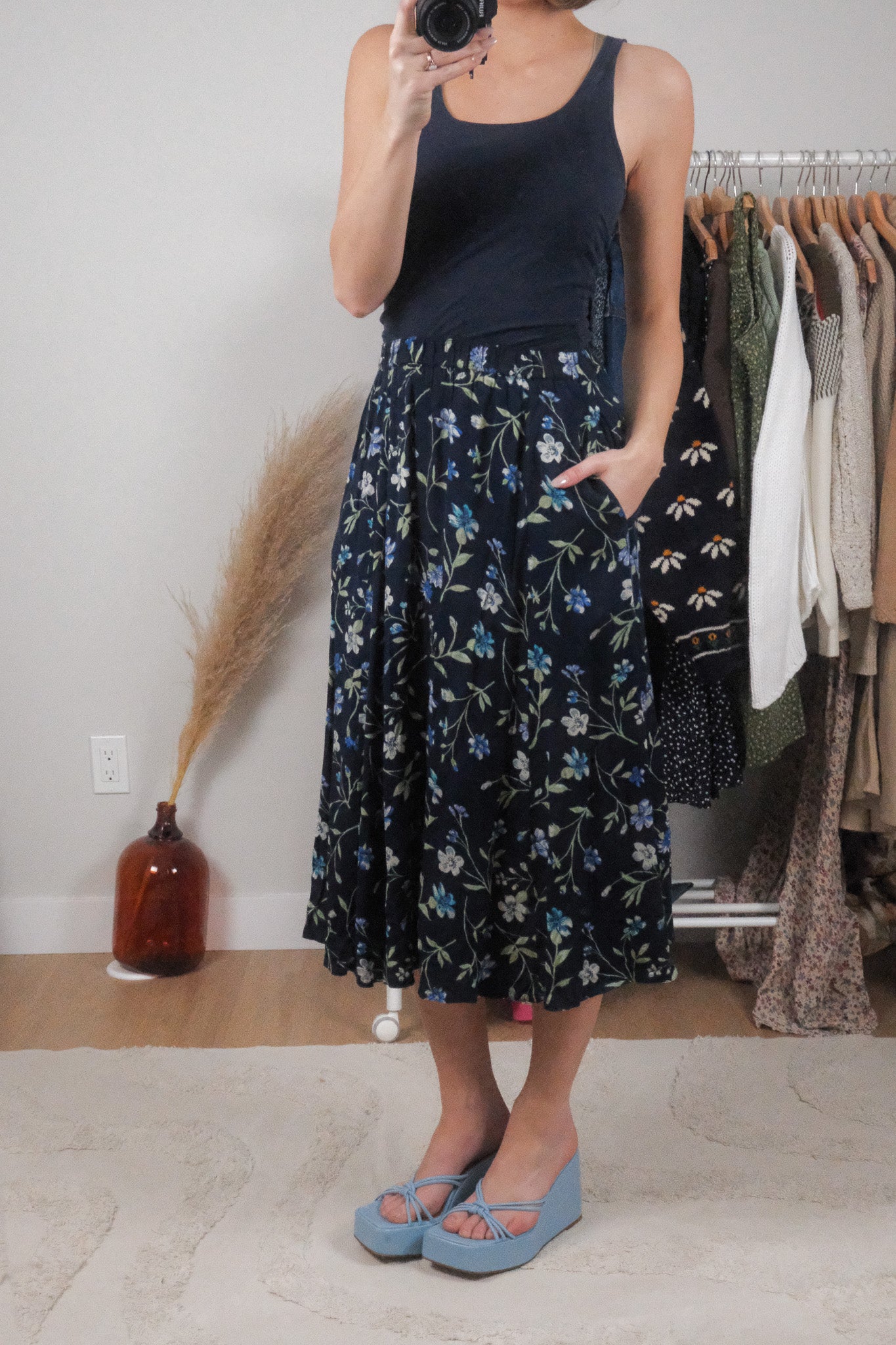 Vintage x Floral Midi Skirt (S)