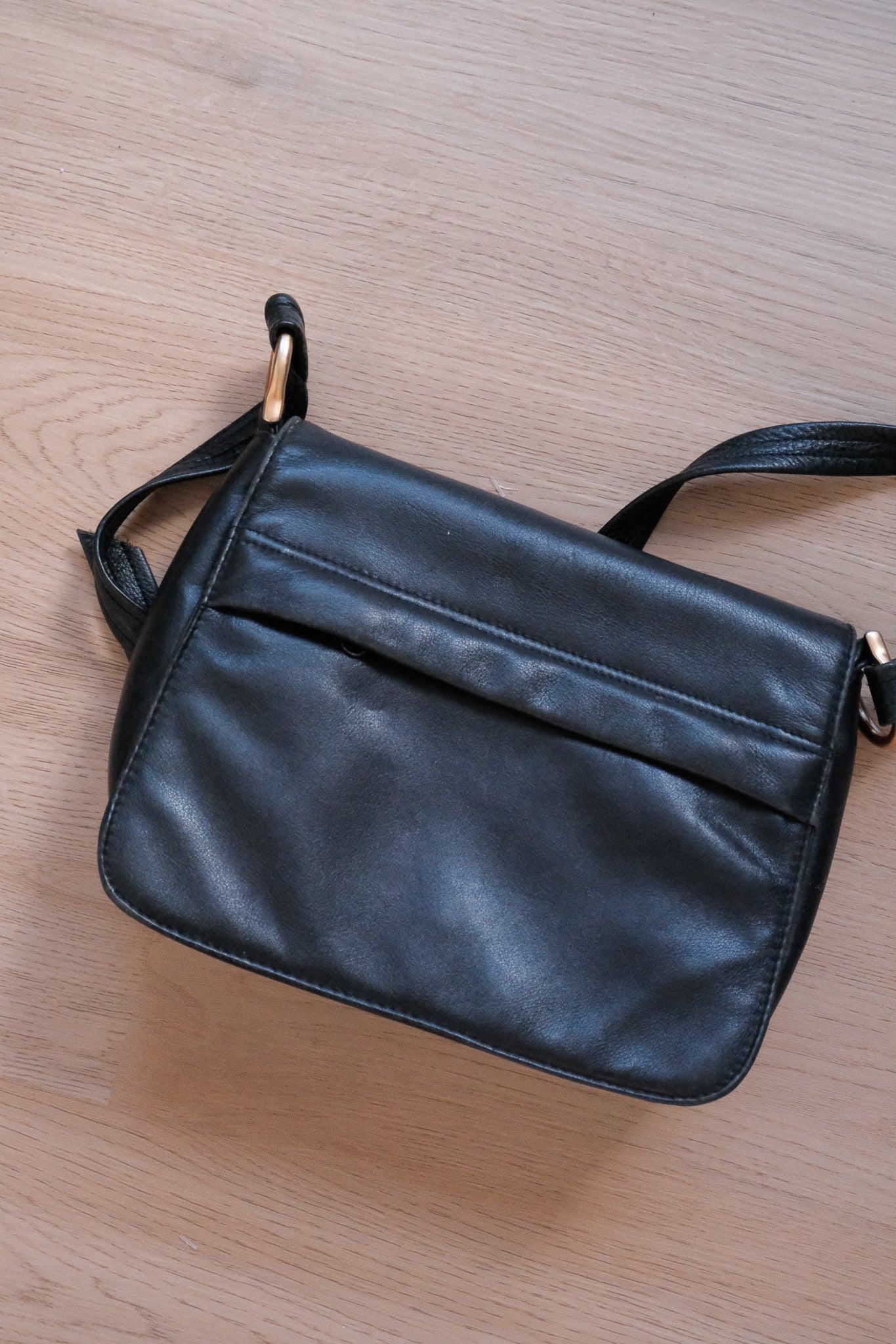 Vintage x Cross Body