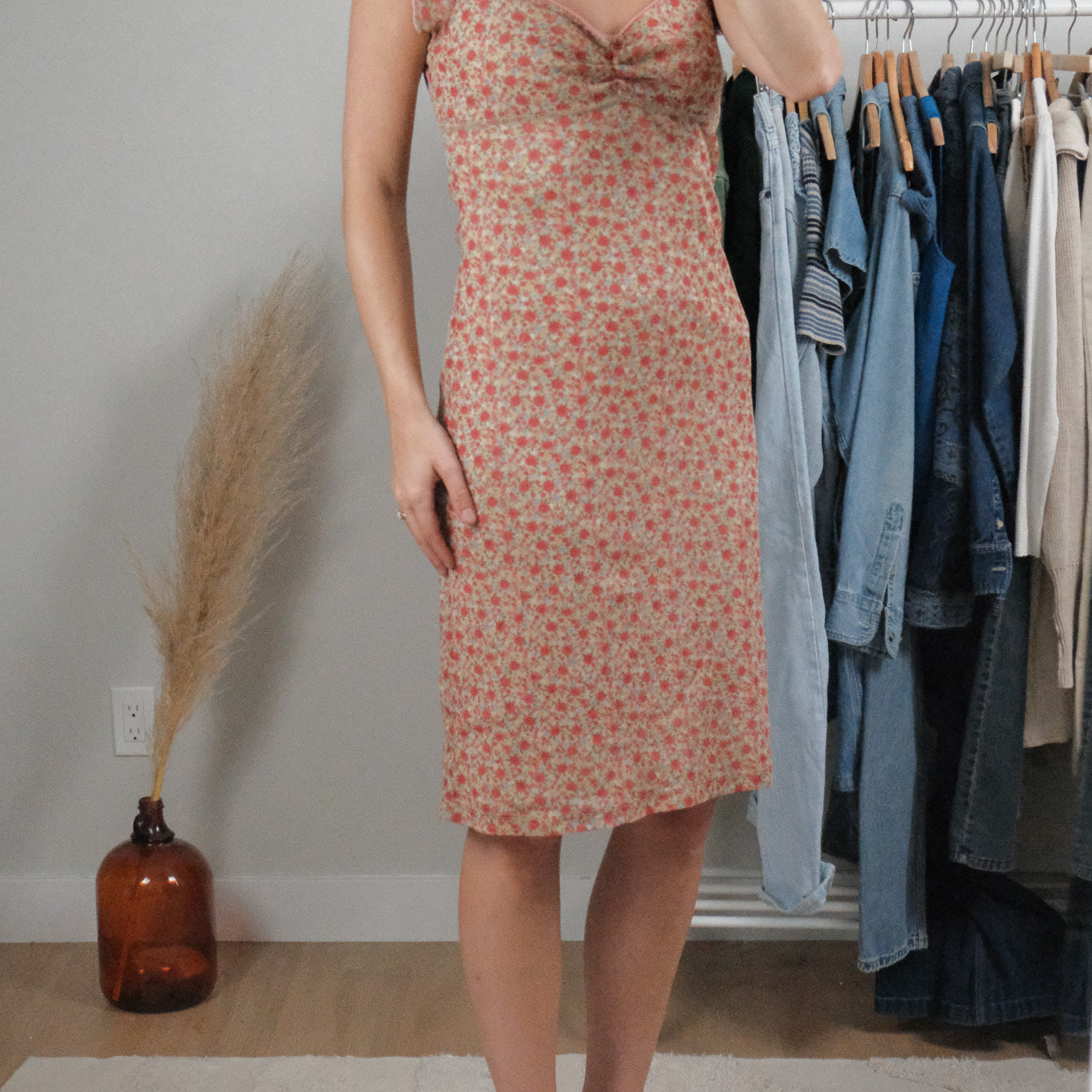 Made in Canada x Vintage x Floral Mesh Midi Dress (4-6)