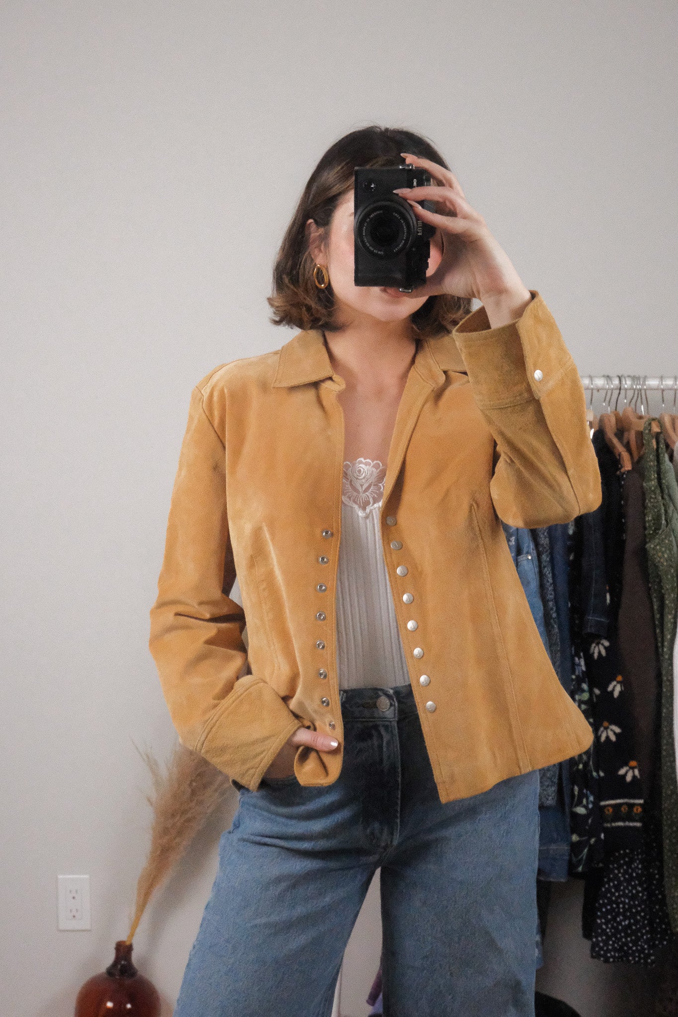 Vintage x 100% Suede Button Jacket (M-L)