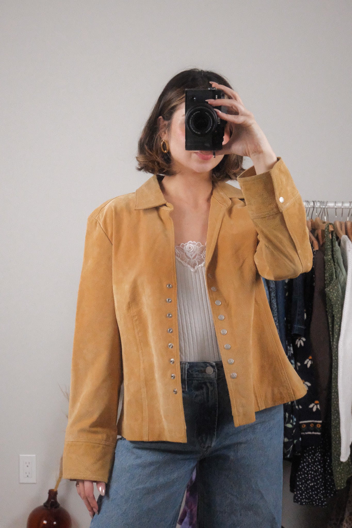 Vintage x 100% Suede Button Jacket (M-L)