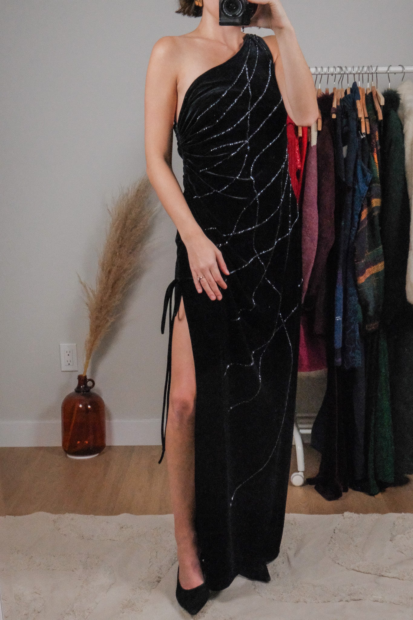 Vintage x One Shoulder Beaded Chinched Maxi Dress (M)