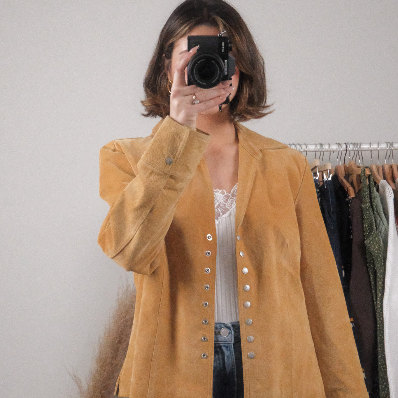 Vintage x 100% Suede Button Jacket (M-L)