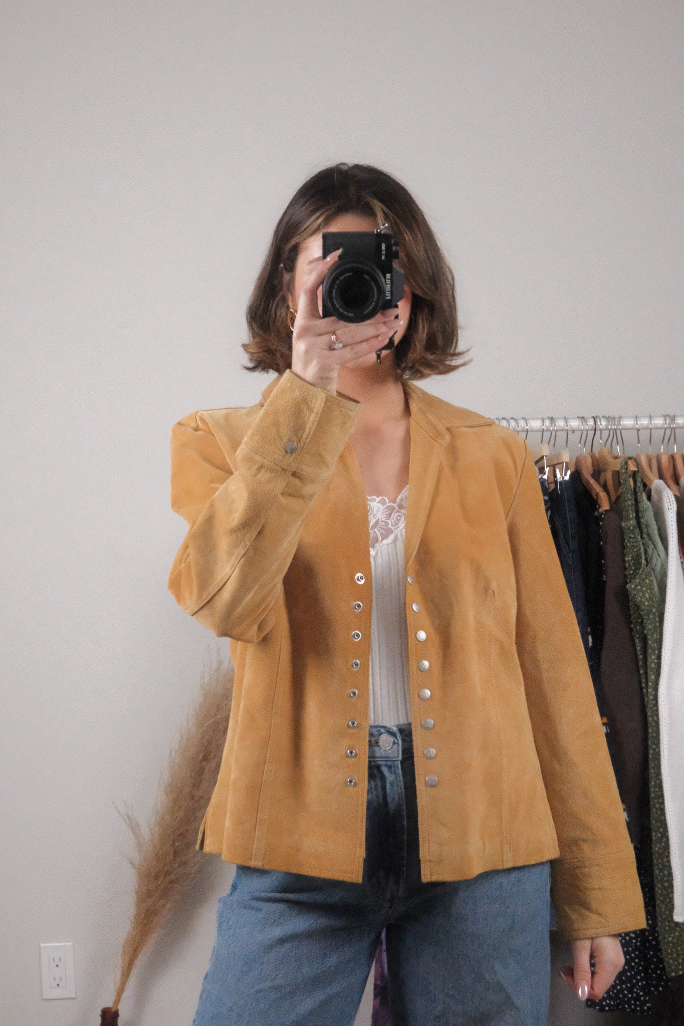 Vintage x 100% Suede Button Jacket (M-L)