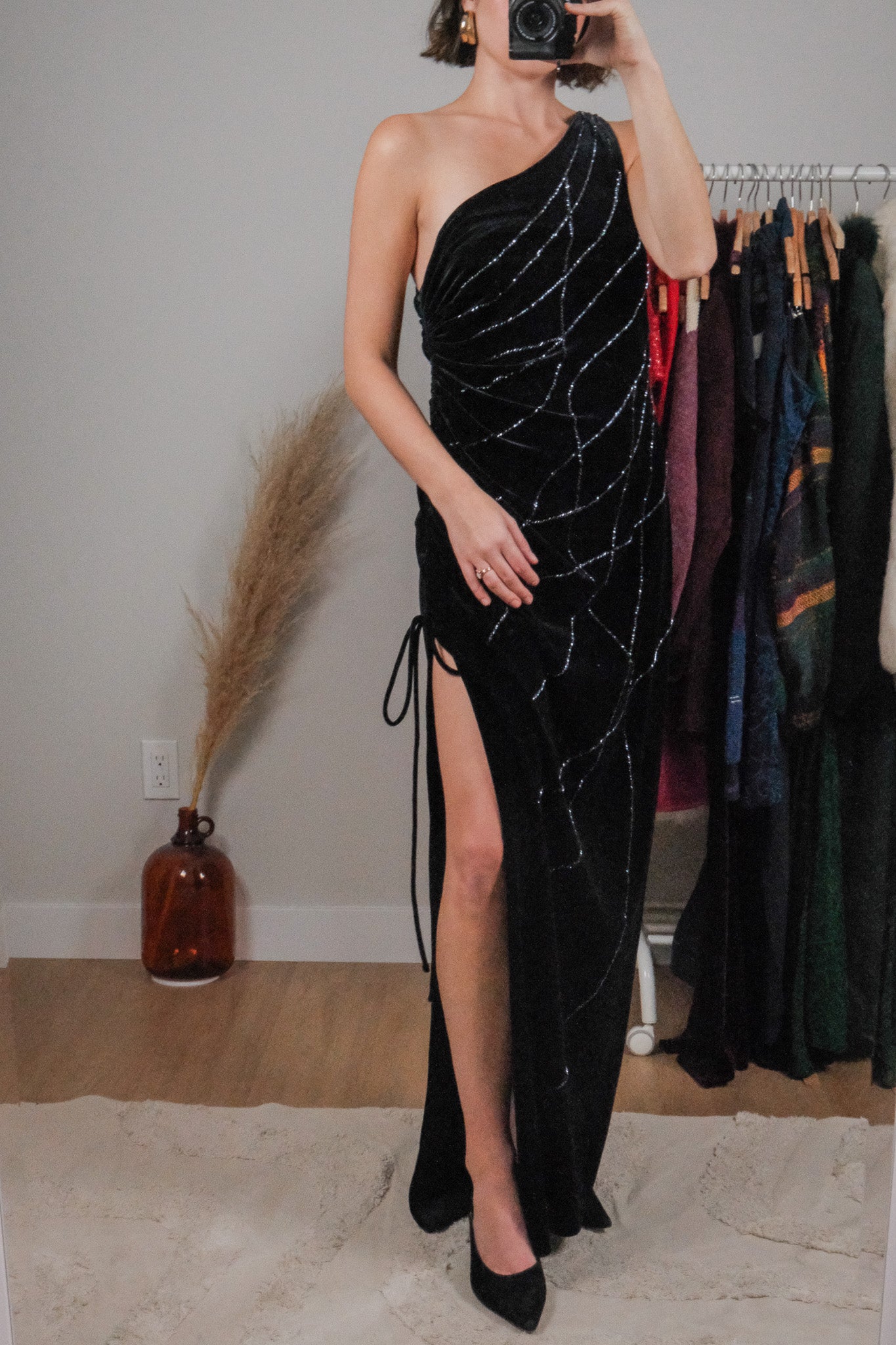 Vintage x One Shoulder Beaded Chinched Maxi Dress (M)