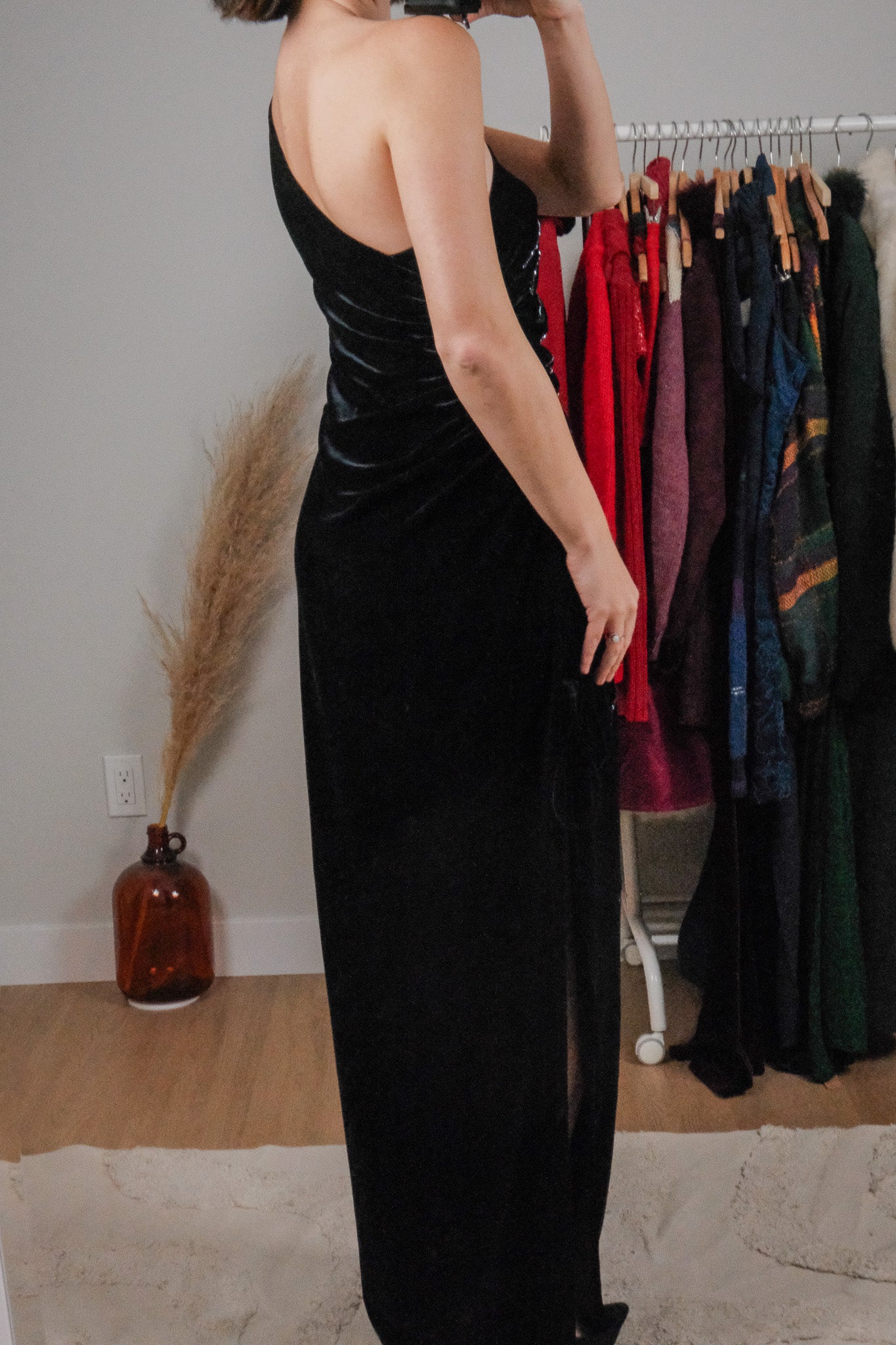 Vintage x One Shoulder Beaded Chinched Maxi Dress (M)