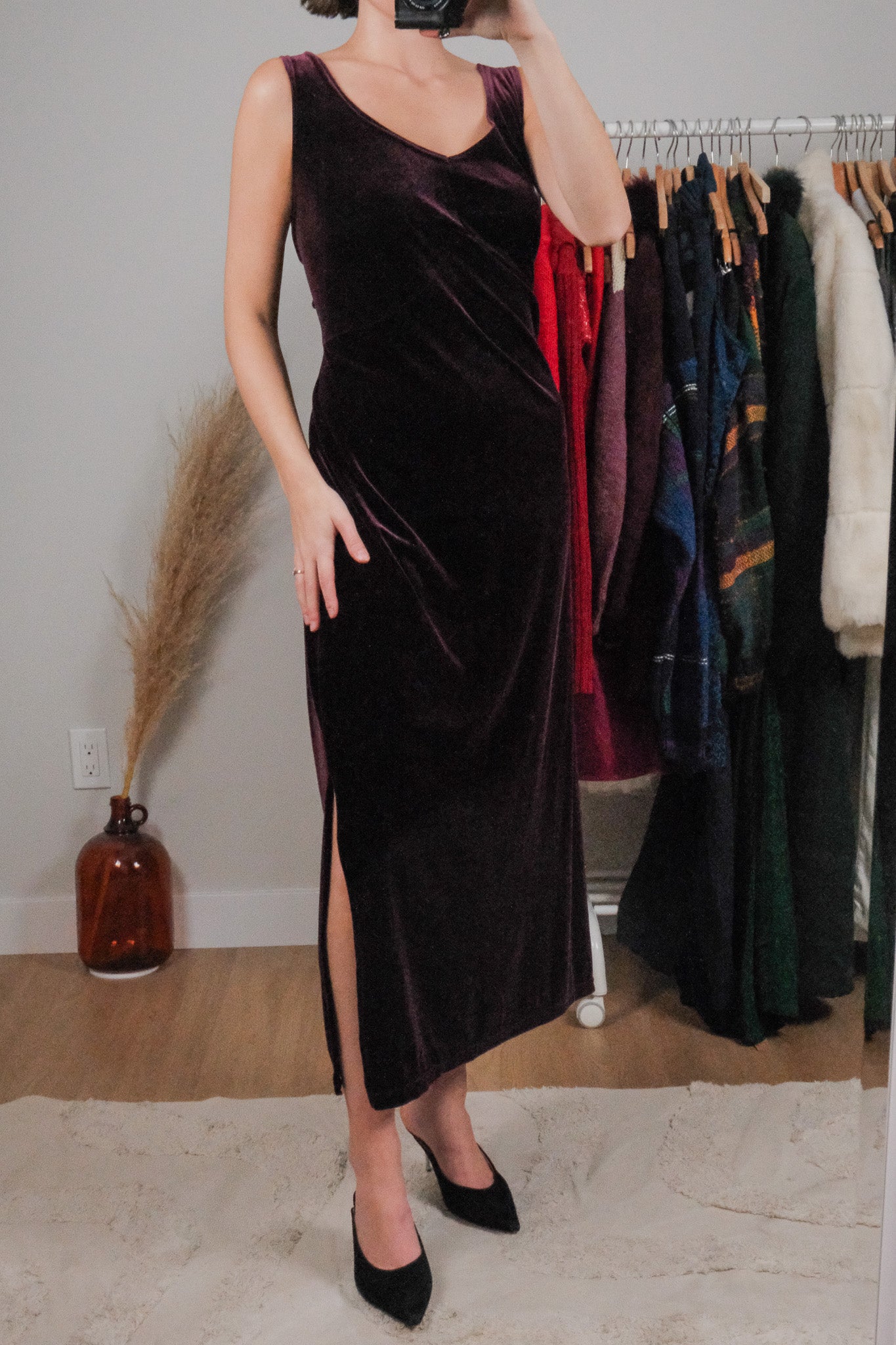Made in Canada x Vintage x Velvet Maxi Dress (14)