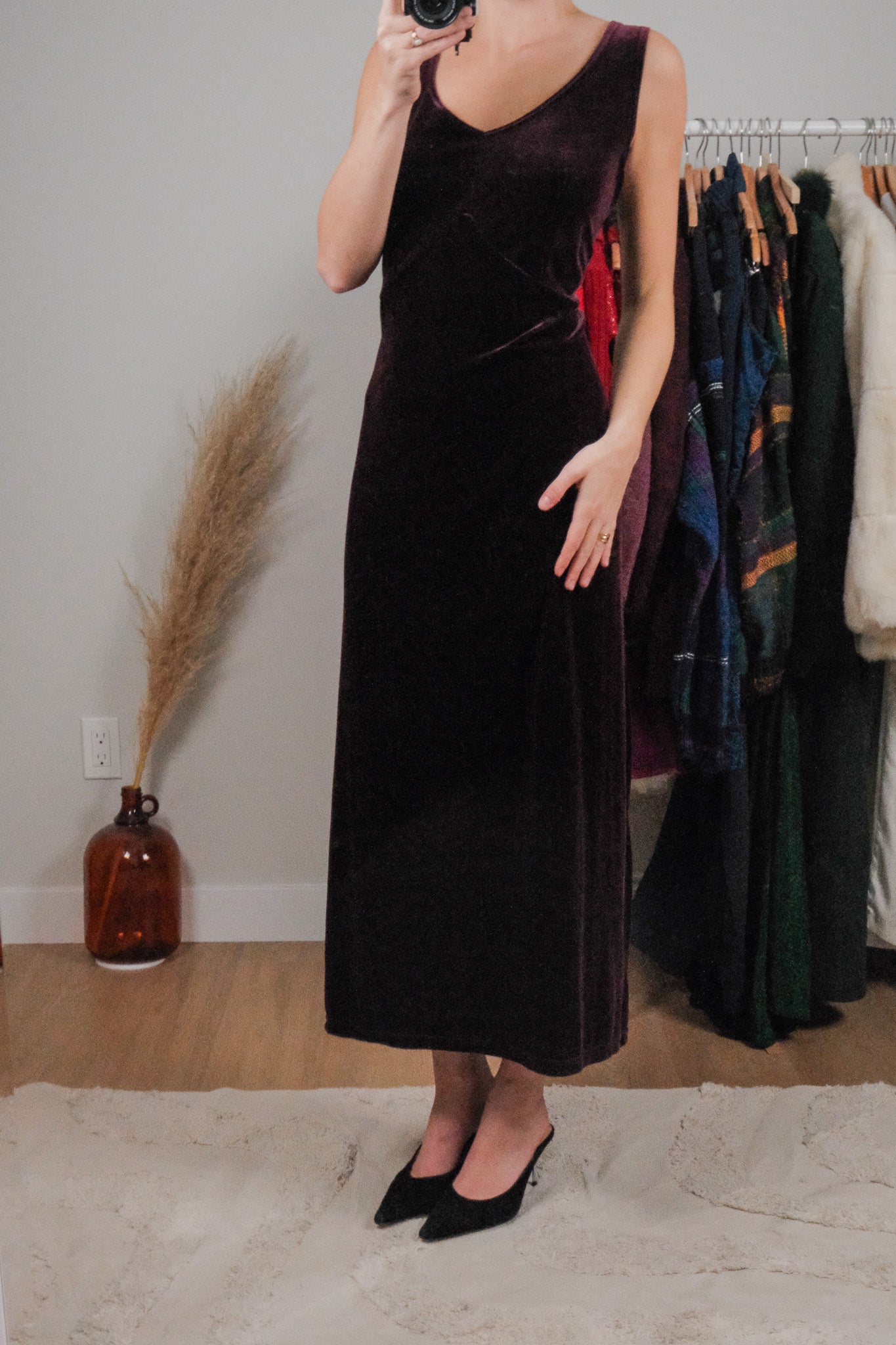 Made in Canada x Vintage x Velvet Maxi Dress (14)