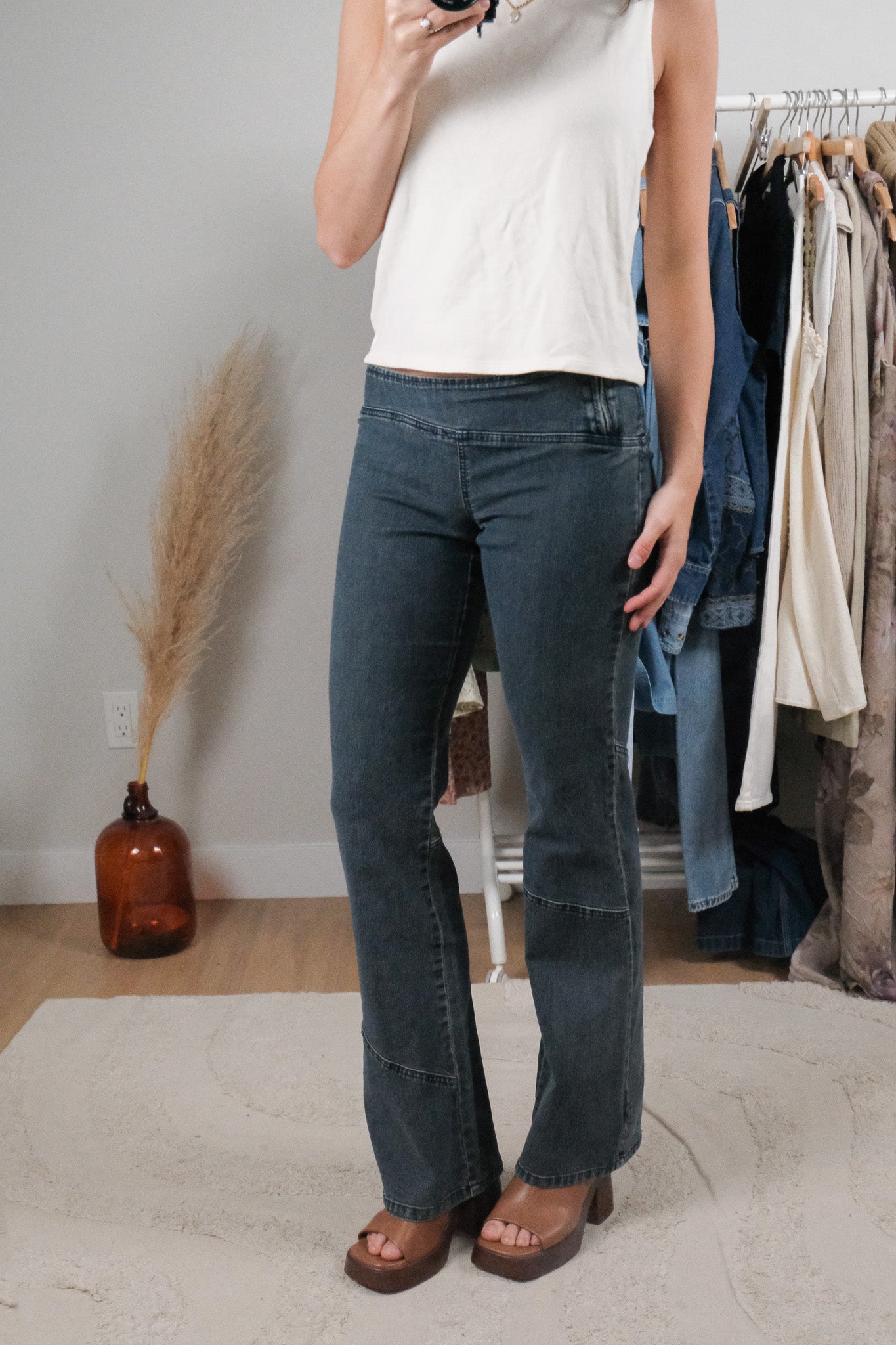 Vintage x Low Rise Jeans (4)