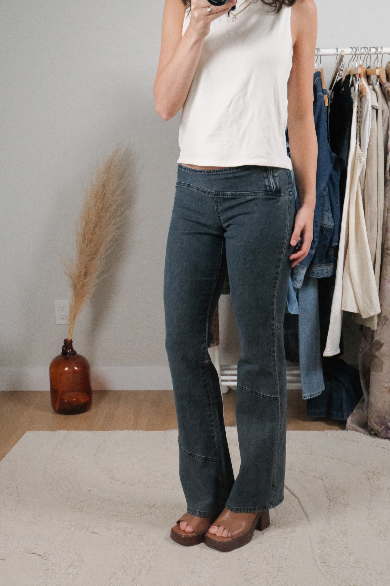 Vintage x Low Rise Jeans (4)
