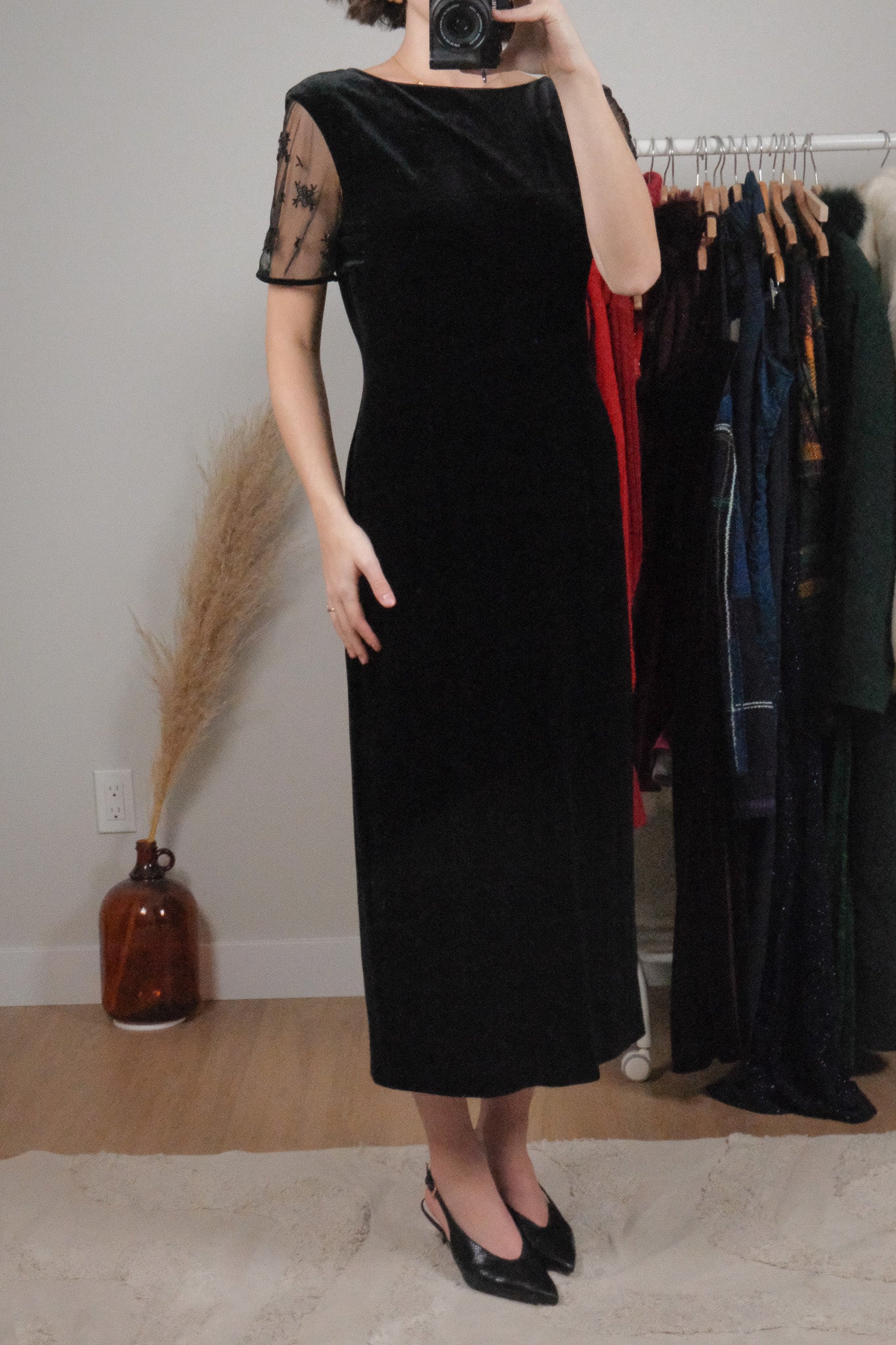 Vintage x Beaded Sleeve Velvet Midi Dress (10/12)
