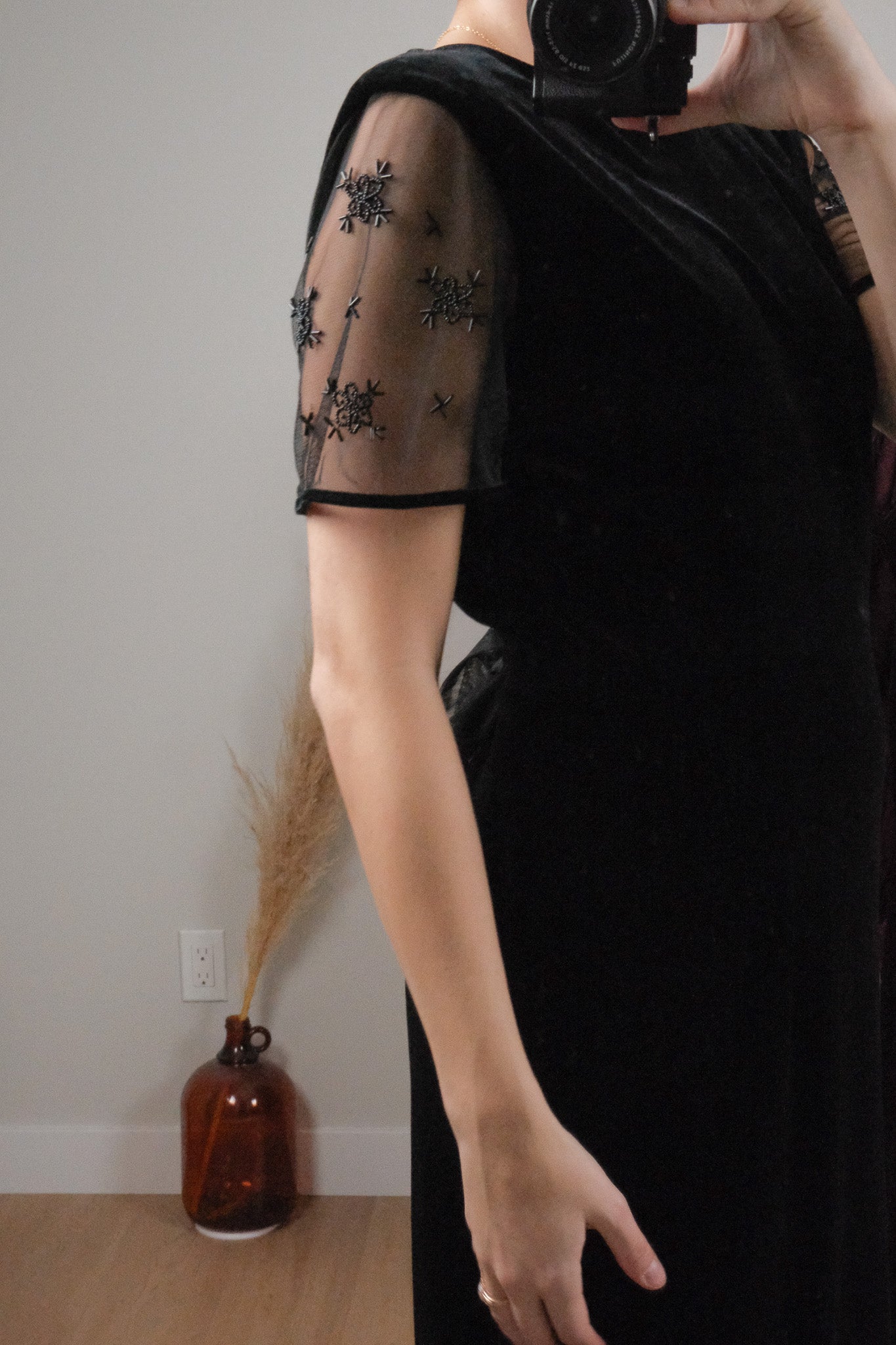 Vintage x Beaded Sleeve Velvet Midi Dress (10/12)