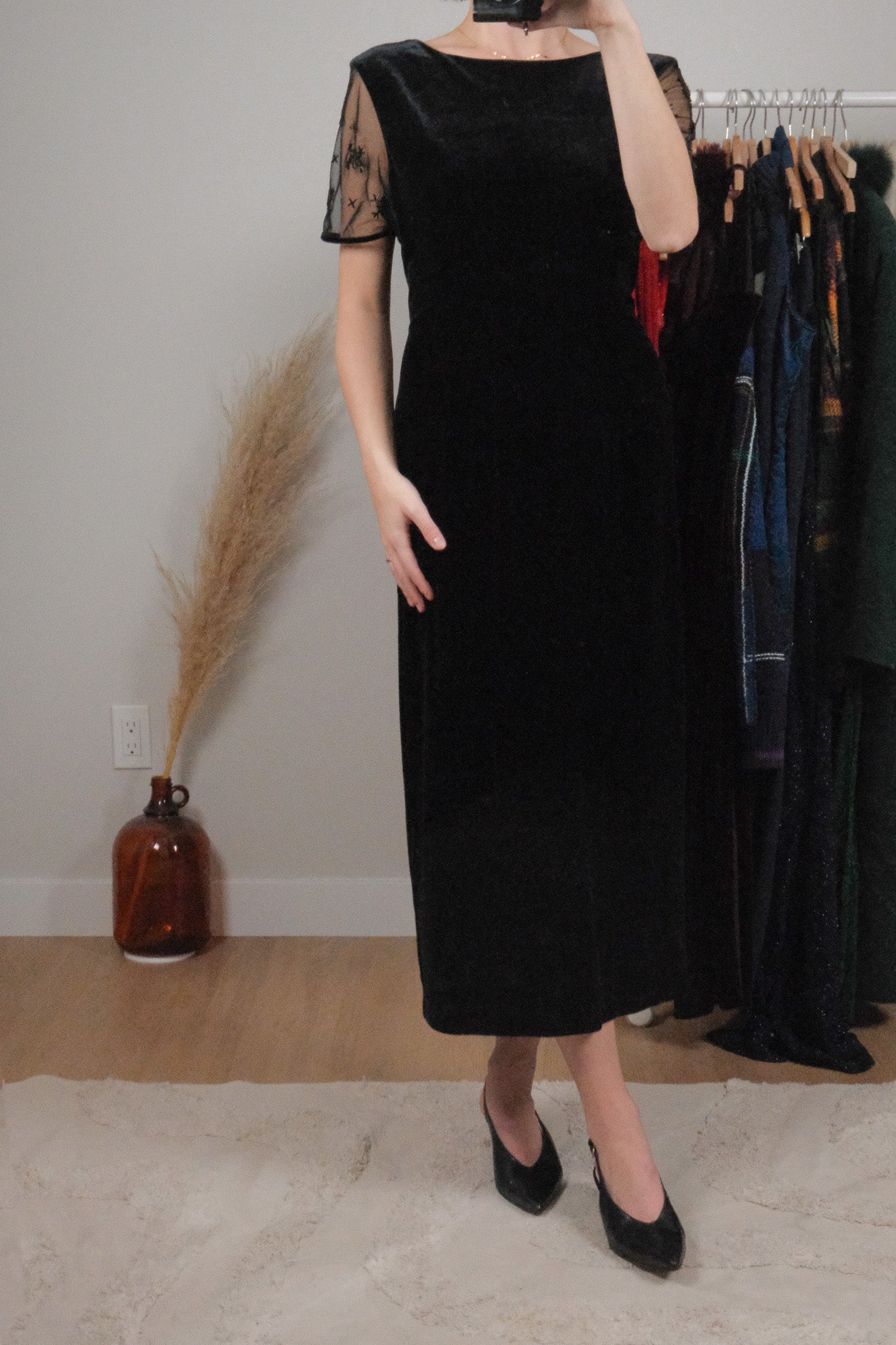 Vintage x Beaded Sleeve Velvet Midi Dress (10/12)