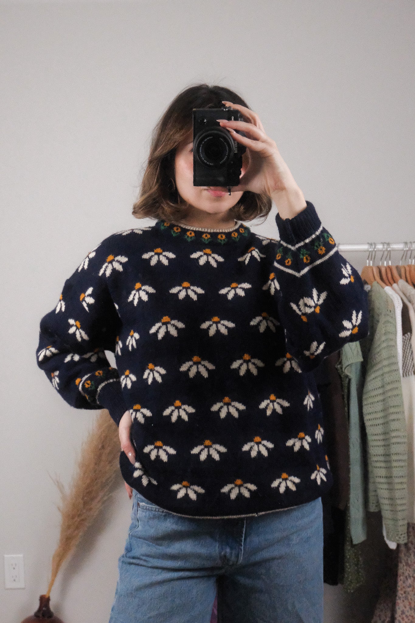 Made in Great Britan x Vintage x Wool Daisy Knit (L) **
